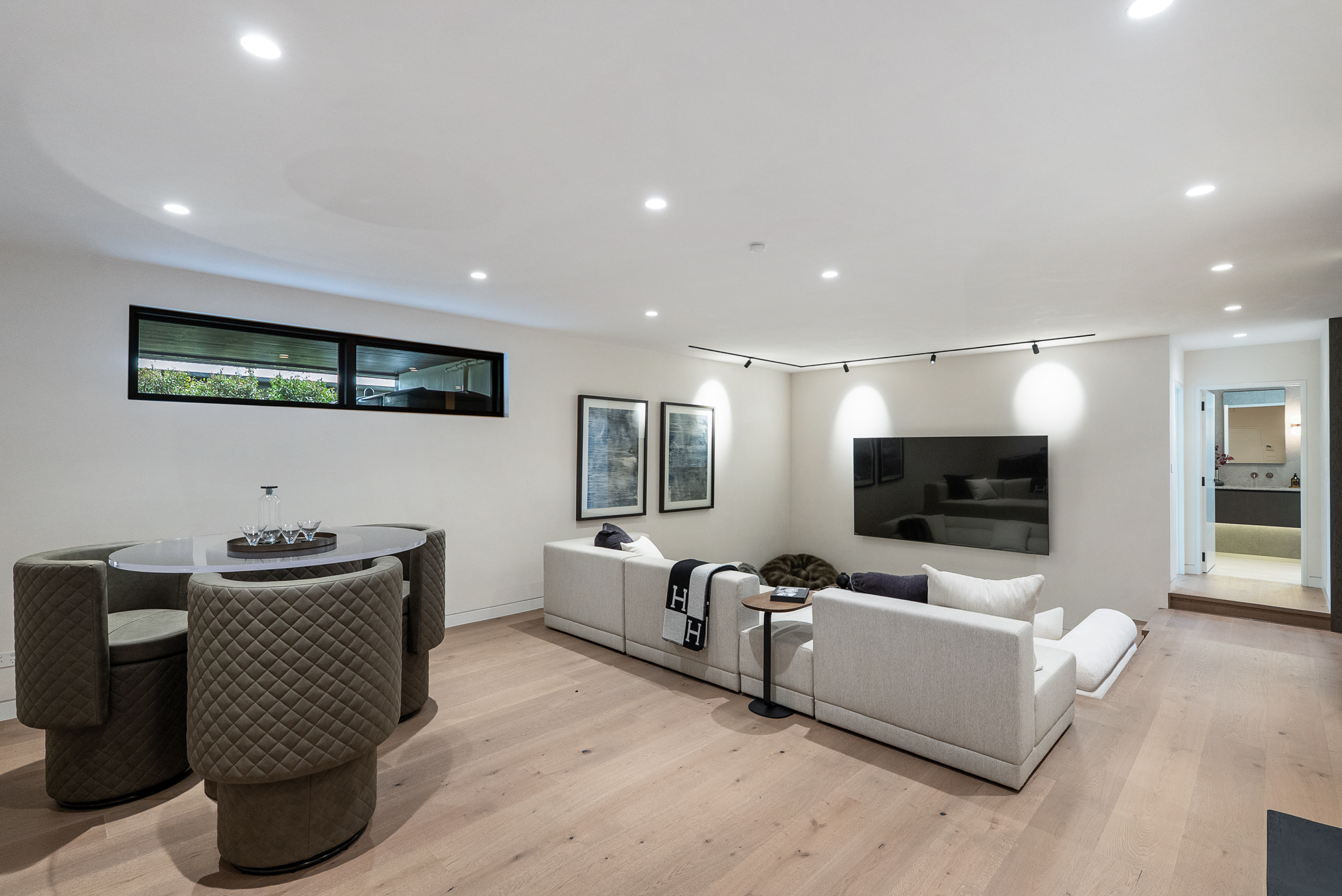  Elevated, Coastal, Connected - 物件實景