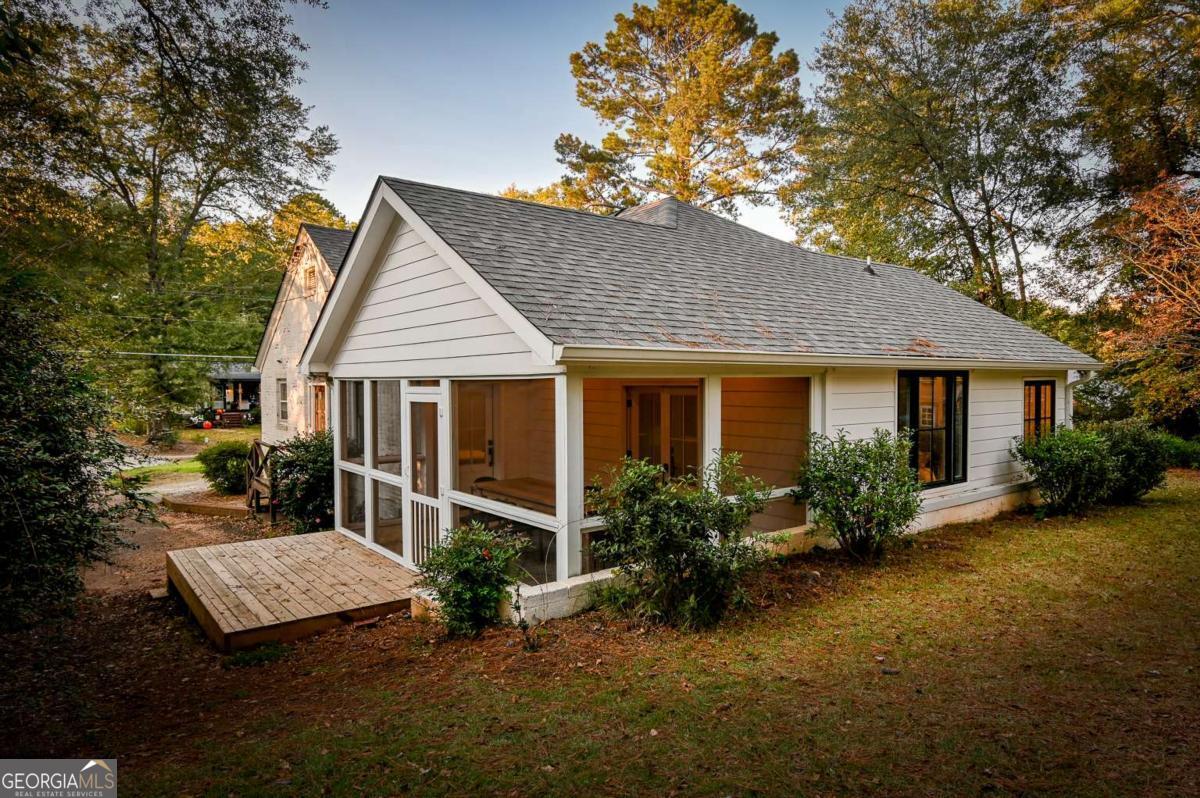 Athens, Georgia, 30606, United States, 4 Bedrooms Bedrooms, ,3 BathroomsBathrooms,Residential,For Sale,1988193