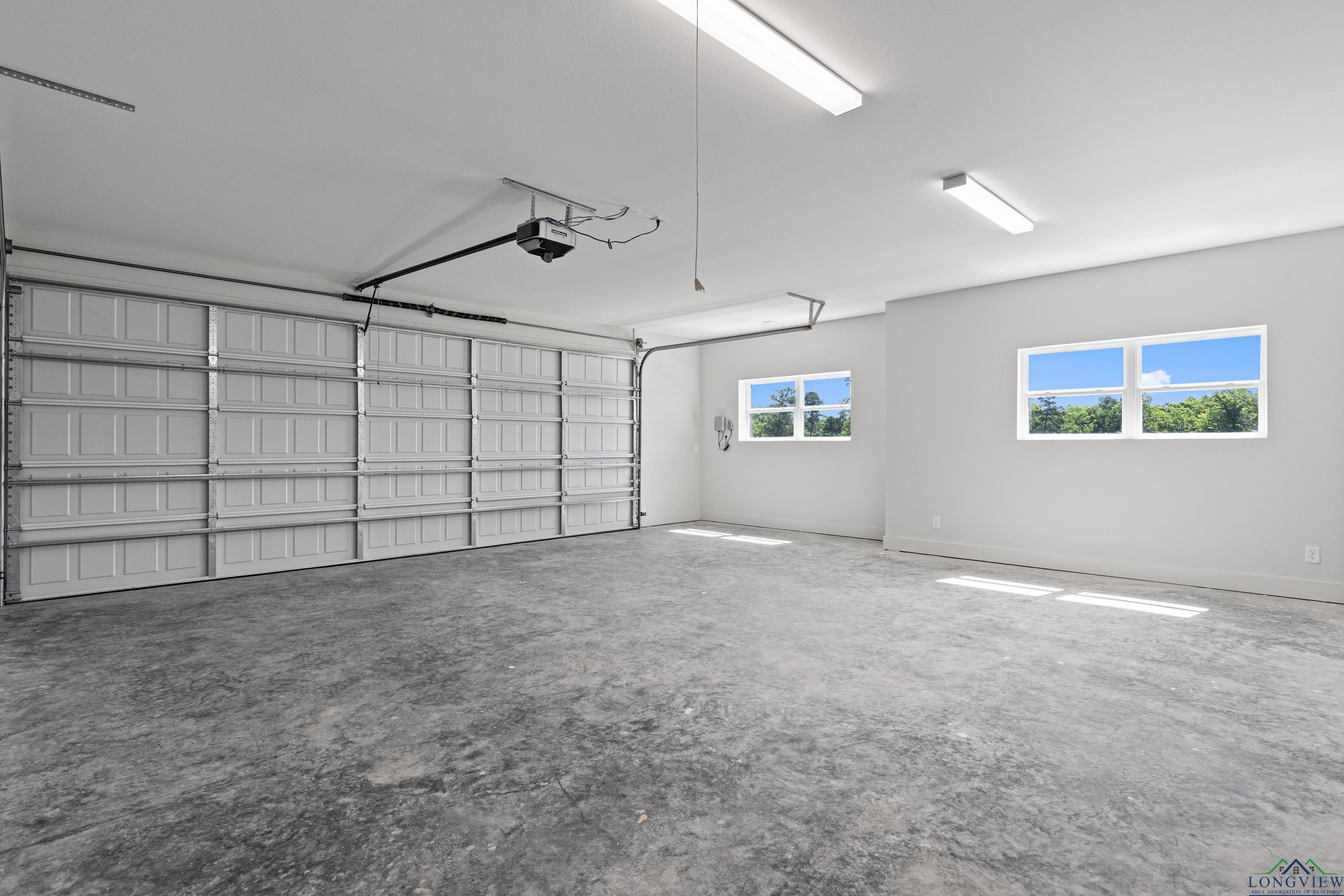 Diana, Texas, 75640, United States, 4 Bedrooms Bedrooms, ,3 BathroomsBathrooms,Residential,For Sale,1828034