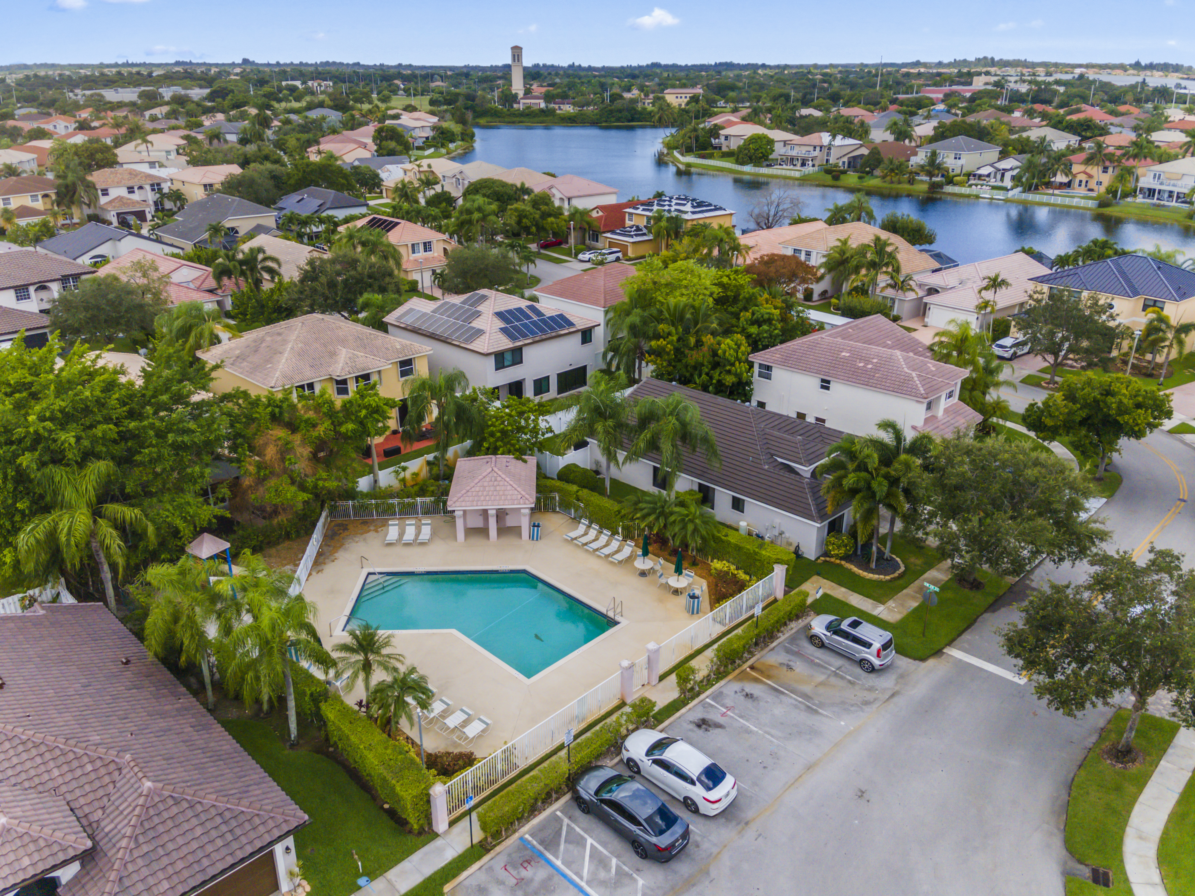  18096 SW 29th St, Miramar, FL, 33029 - 物件實景