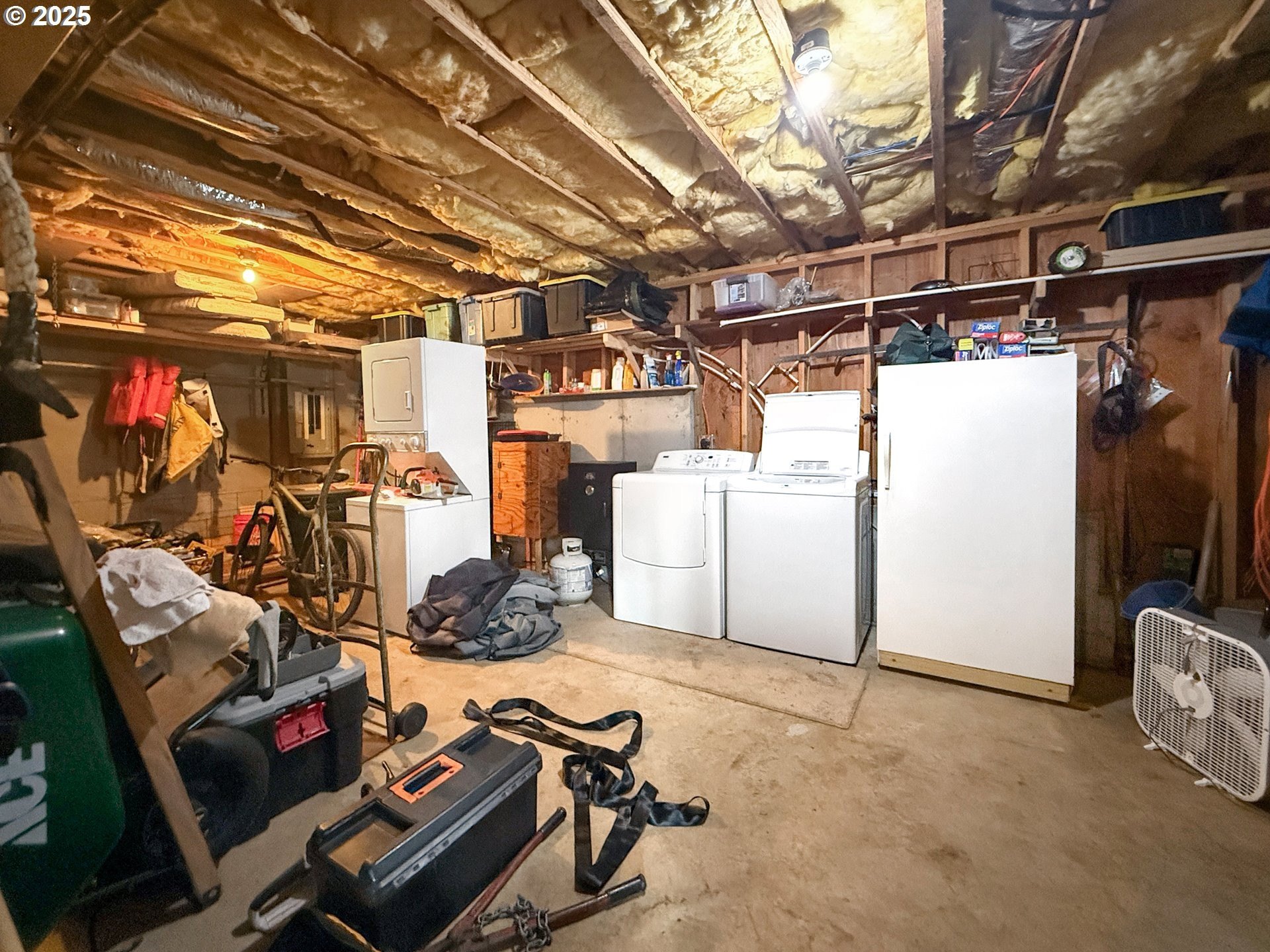 Brookings, Oregon, 97415, United States, 3 Bedrooms Bedrooms, ,2 BathroomsBathrooms,Residential,For Sale,1978372