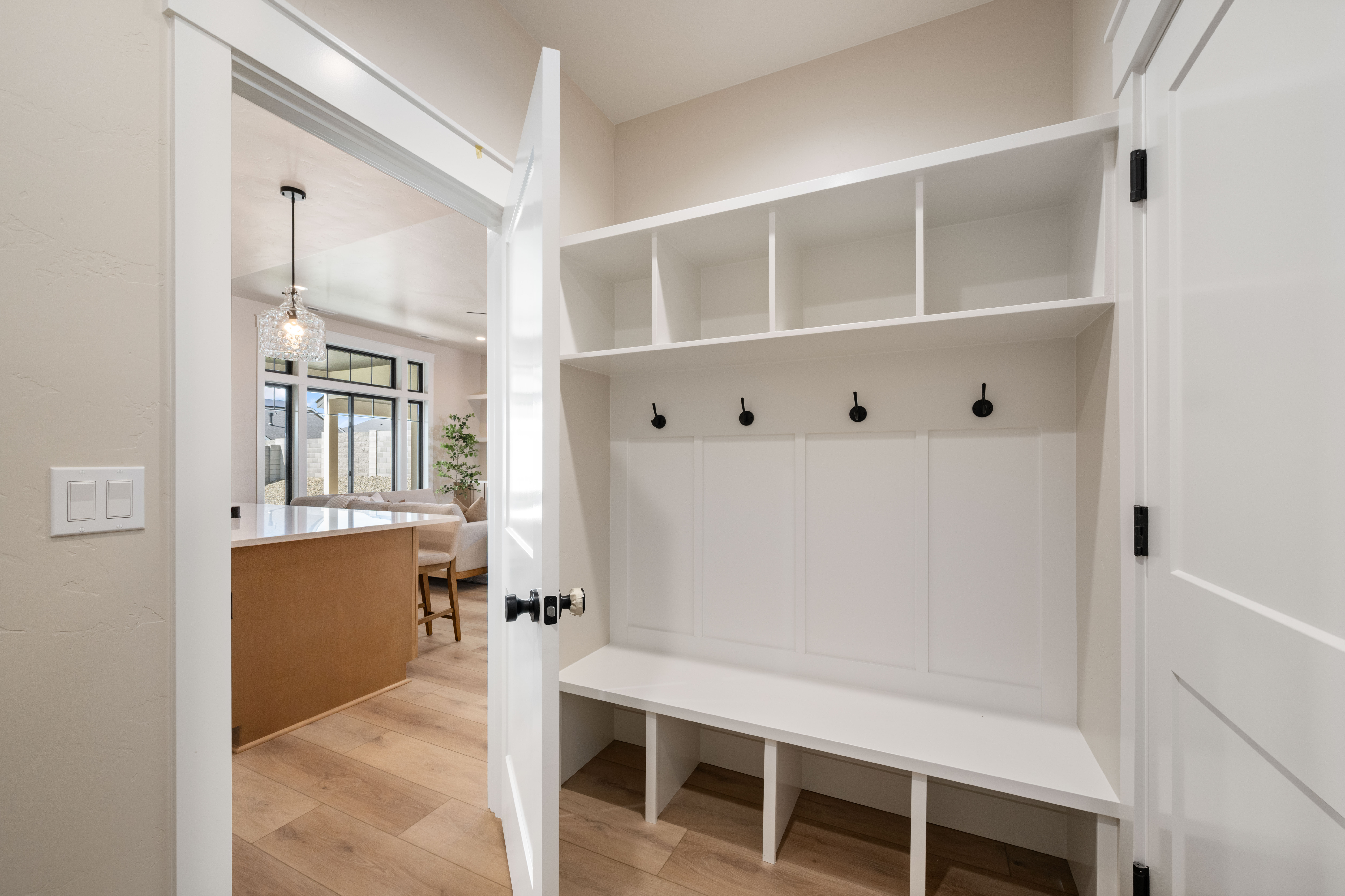  Brand new rambler with bonus room/ South Richland - 物件實景