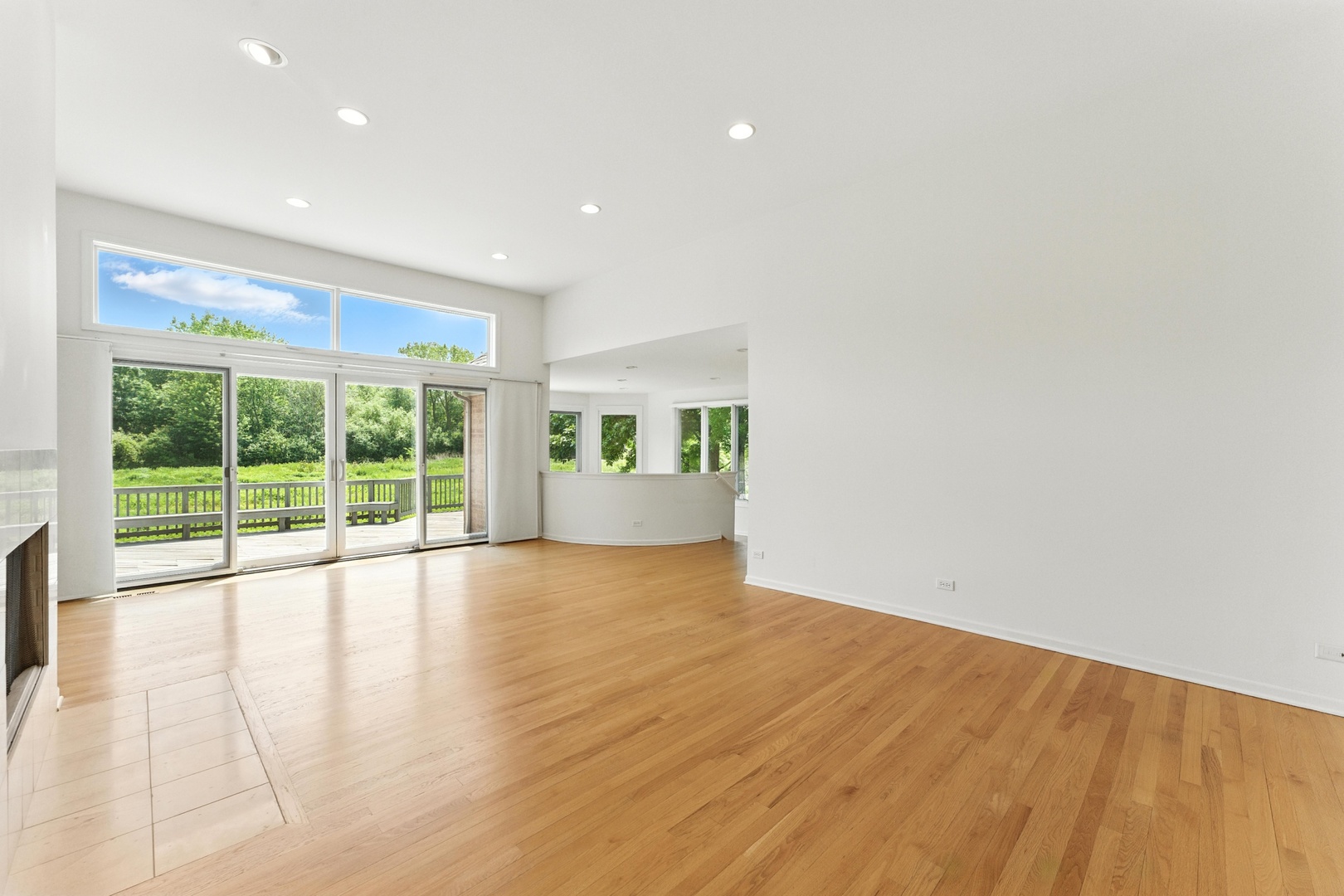 Highland Park, Illinois, 60035, United States, 4 Bedrooms Bedrooms, ,3 BathroomsBathrooms,Residential,For Sale,1912097