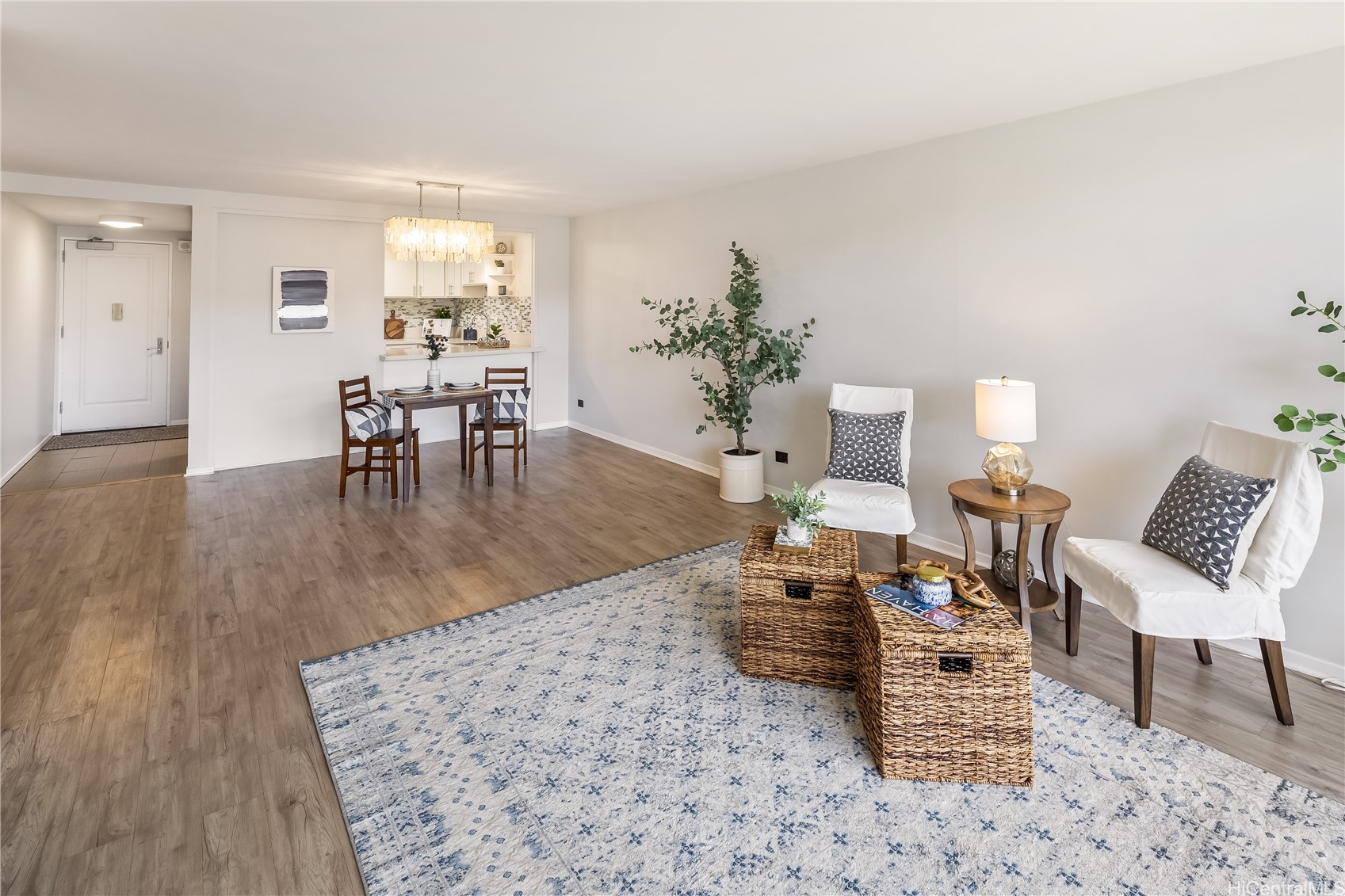 Honolulu, Hawaii, 96814, United States, 2 Bedrooms Bedrooms, ,2 BathroomsBathrooms,Residential,For Sale,1991351