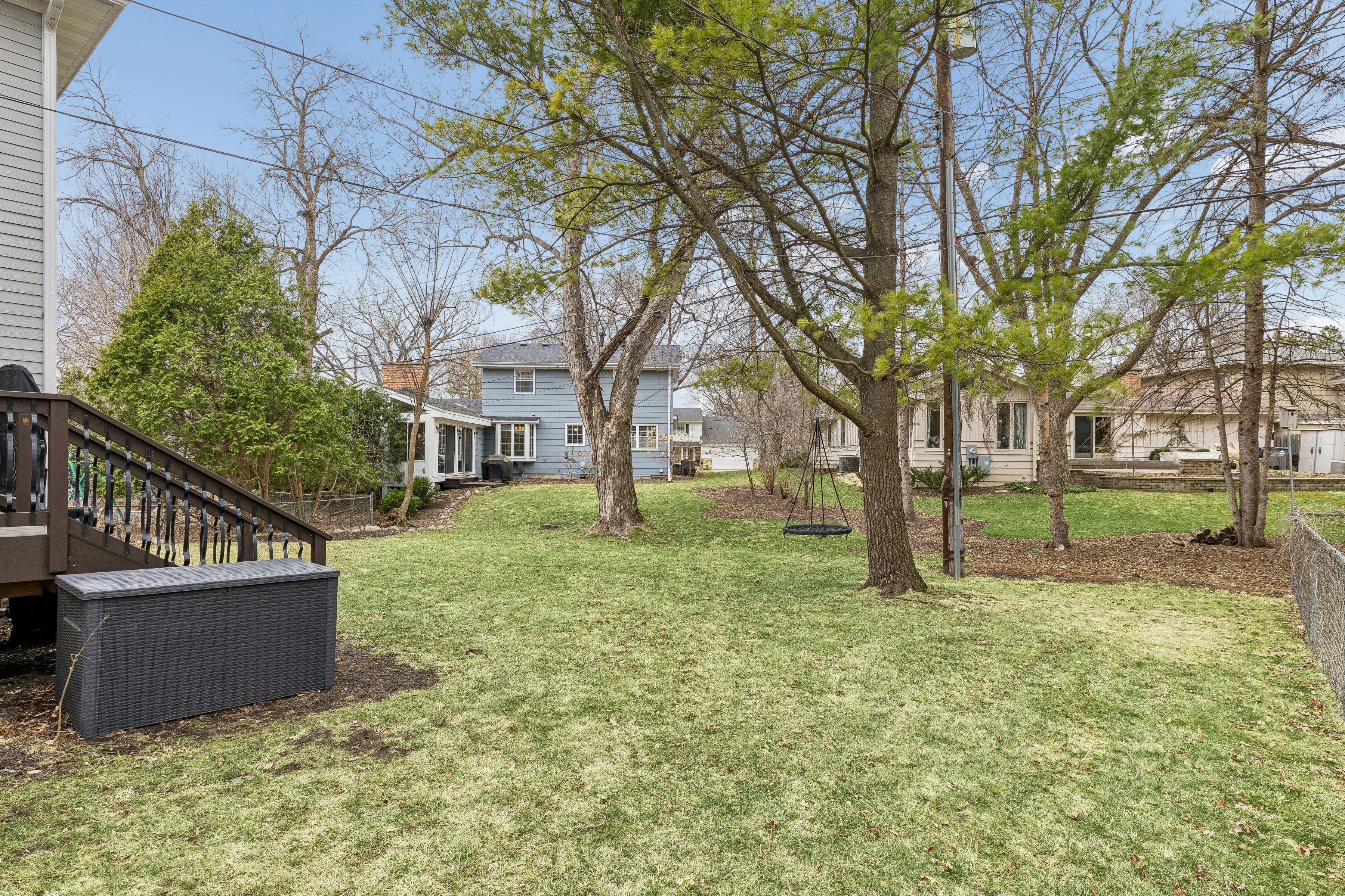  Elegant Living in Edina’s Yancey Park - 物件實景