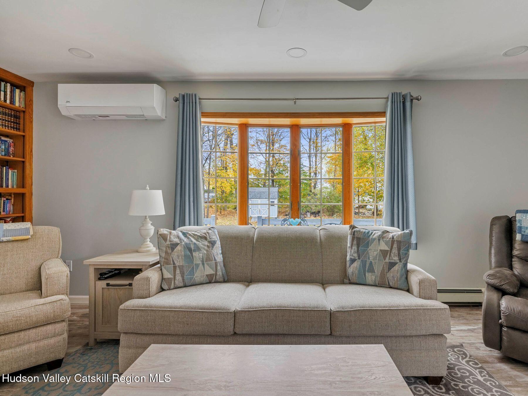 Lake Katrine, New York, 12449, United States, 4 Bedrooms Bedrooms, ,3 BathroomsBathrooms,Residential,For Sale,1987709