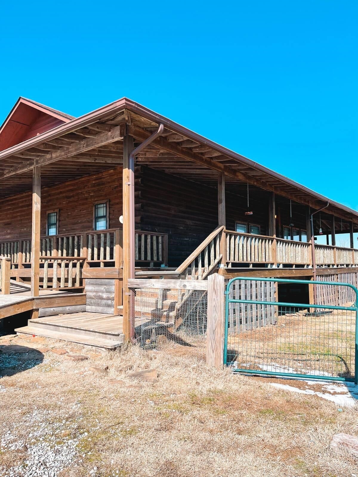 Mountain View, Arkansas, 72560, United States, 4 Bedrooms Bedrooms, ,2 BathroomsBathrooms,Residential,For Sale,1988851