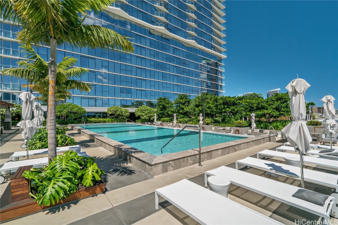 Honolulu, Hawaii, 96813, United States, 1 Bedroom Bedrooms, ,1 BathroomBathrooms,Residential,For Sale,1705133