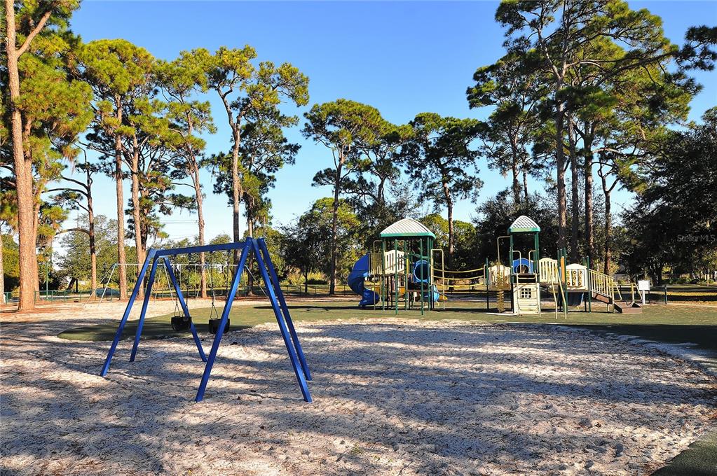 Sarasota, Florida, 34236, United States, 4 Bedrooms Bedrooms, ,4 BathroomsBathrooms,Residential,For Sale,1796766