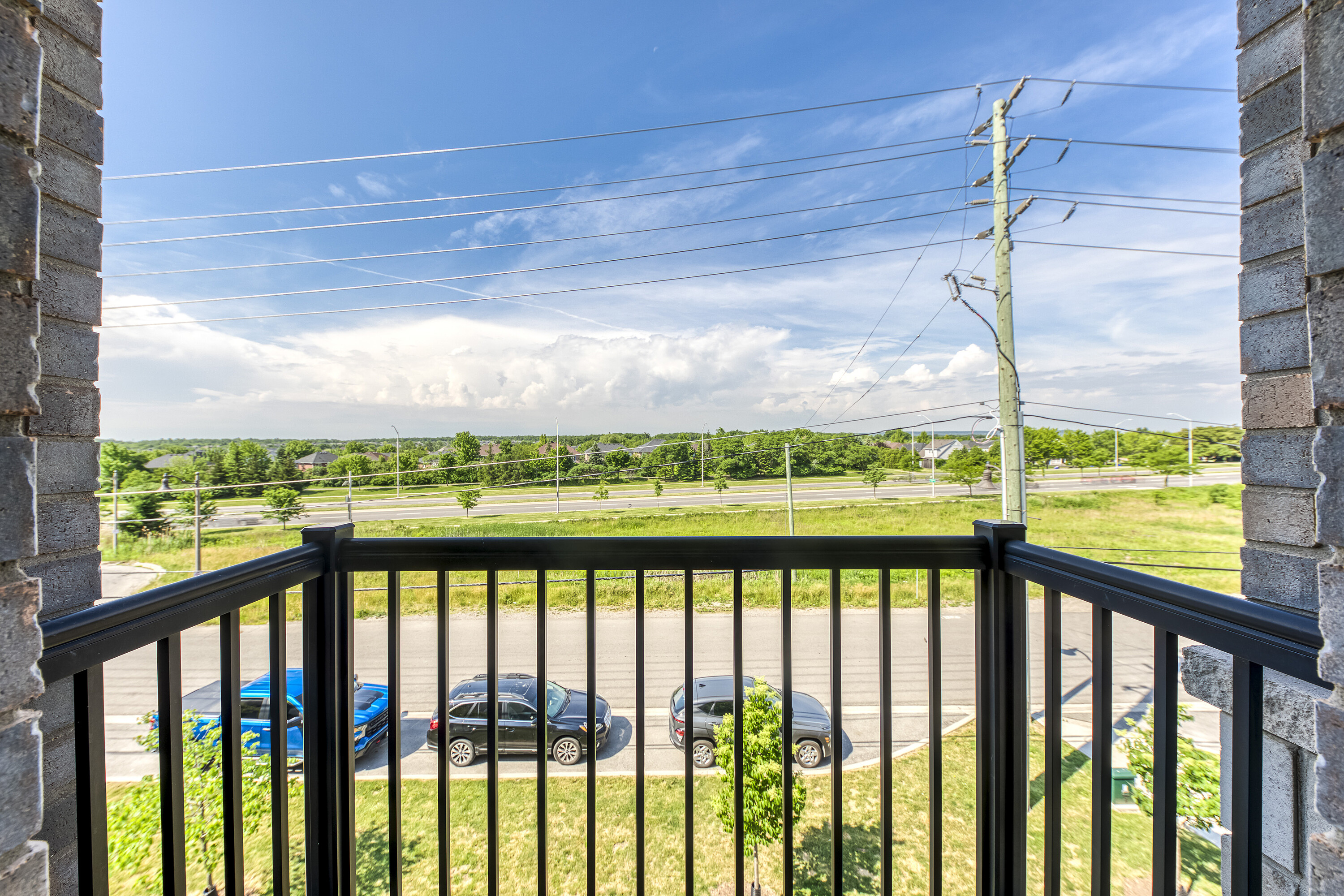  Modern 3-Storey Townhome - 物件實景