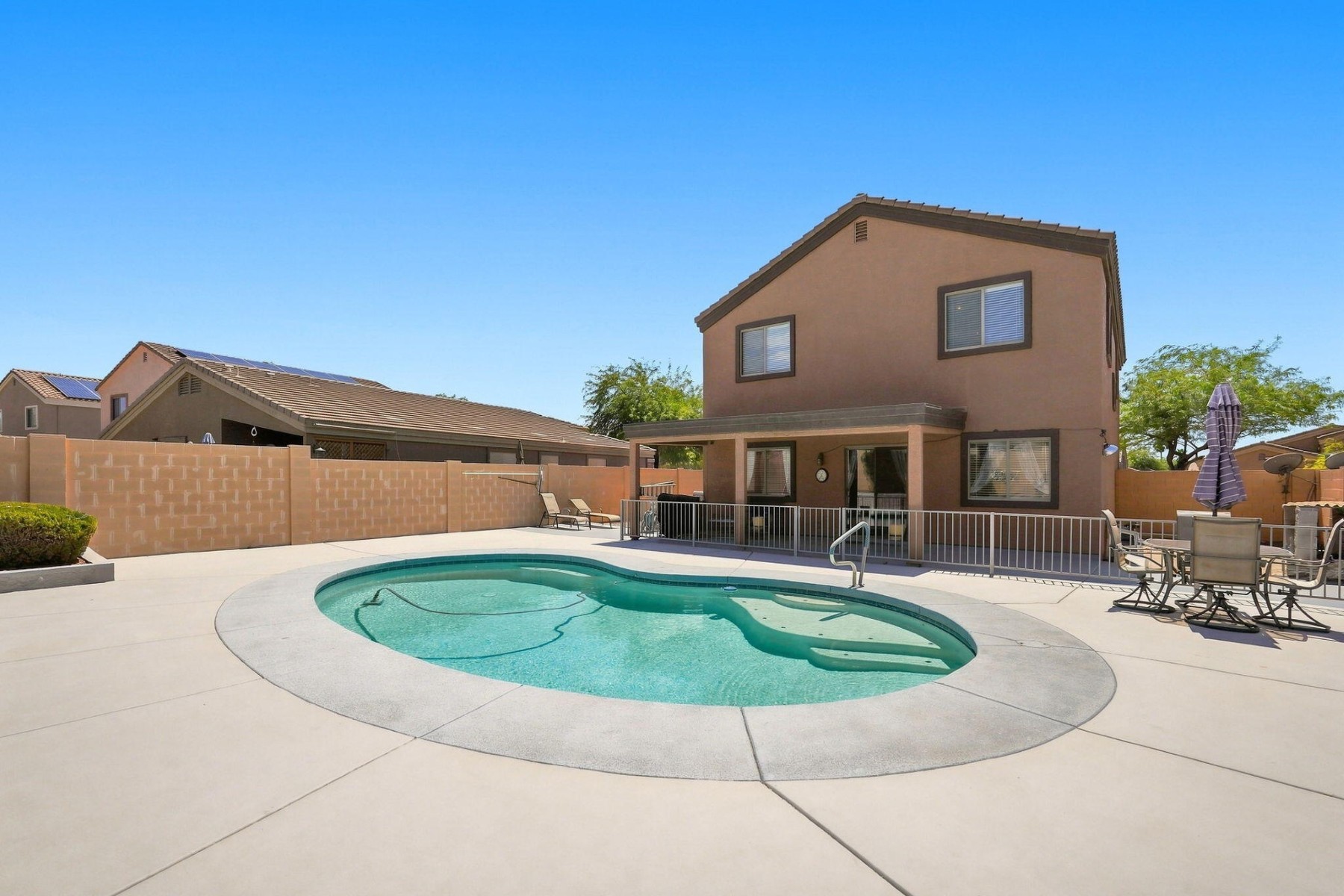  824 E Wolf Hollow Drive¦Casa Grande, AZ - 物件實景