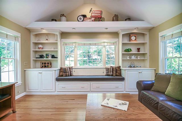 Bow, New Hampshire, 03304, United States, 4 Bedrooms Bedrooms, ,3 BathroomsBathrooms,Residential,For Sale,1900583