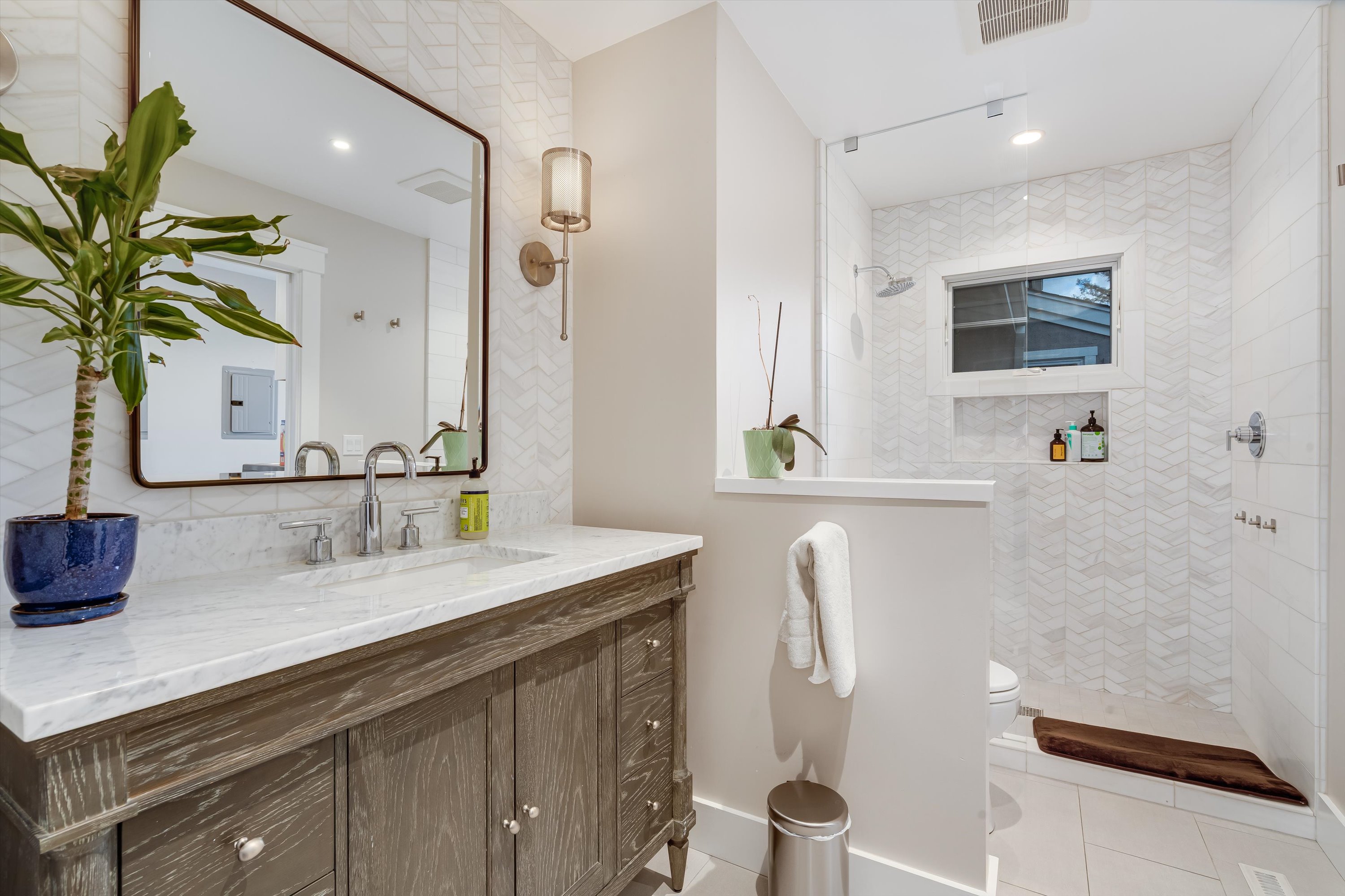  960 Lark Ave - 物件實景