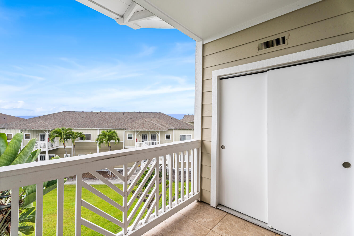 Kailua-Kona, Hawaii, 96740, United States, 2 Bedrooms Bedrooms, ,2 BathroomsBathrooms,Residential,For Sale,1896960