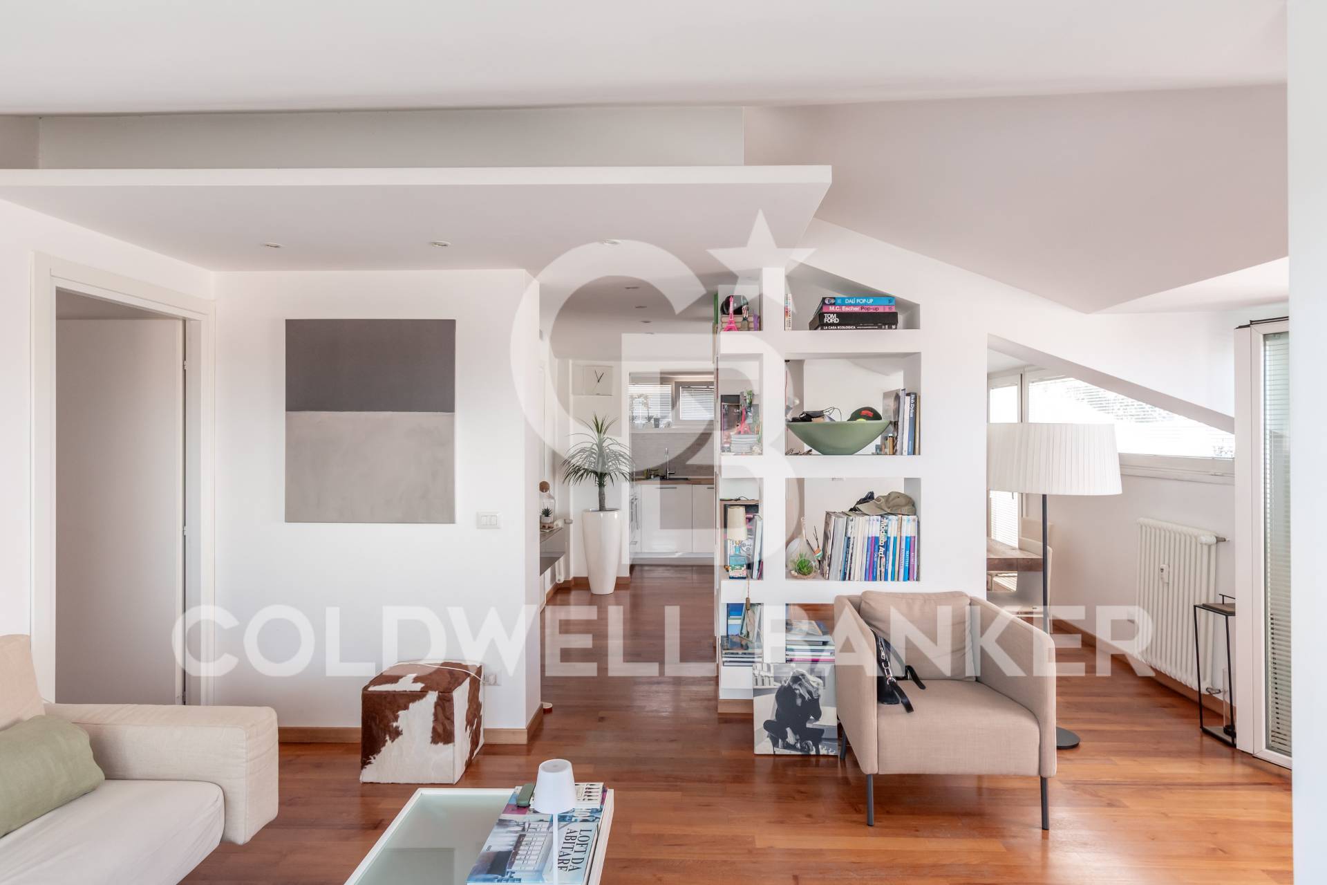 Roma, Roma, 00100, IT, 2 Bedrooms Bedrooms, ,2 BathroomsBathrooms,Residential,For Sale,1957562