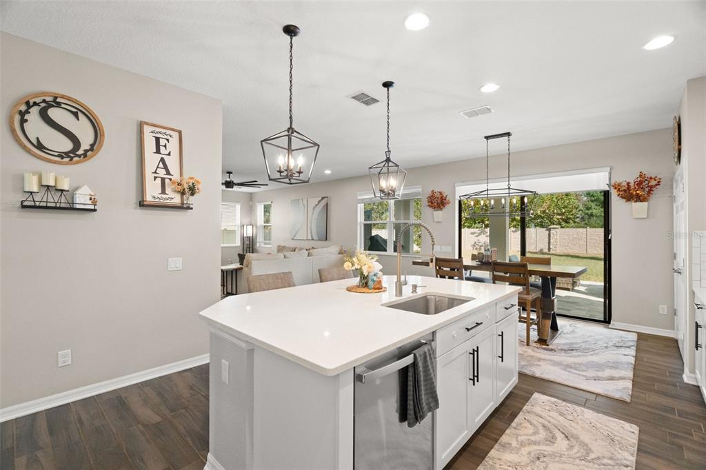 Lutz, Florida, 33558, United States, 4 Bedrooms Bedrooms, ,4 BathroomsBathrooms,Residential,For Sale,2001720