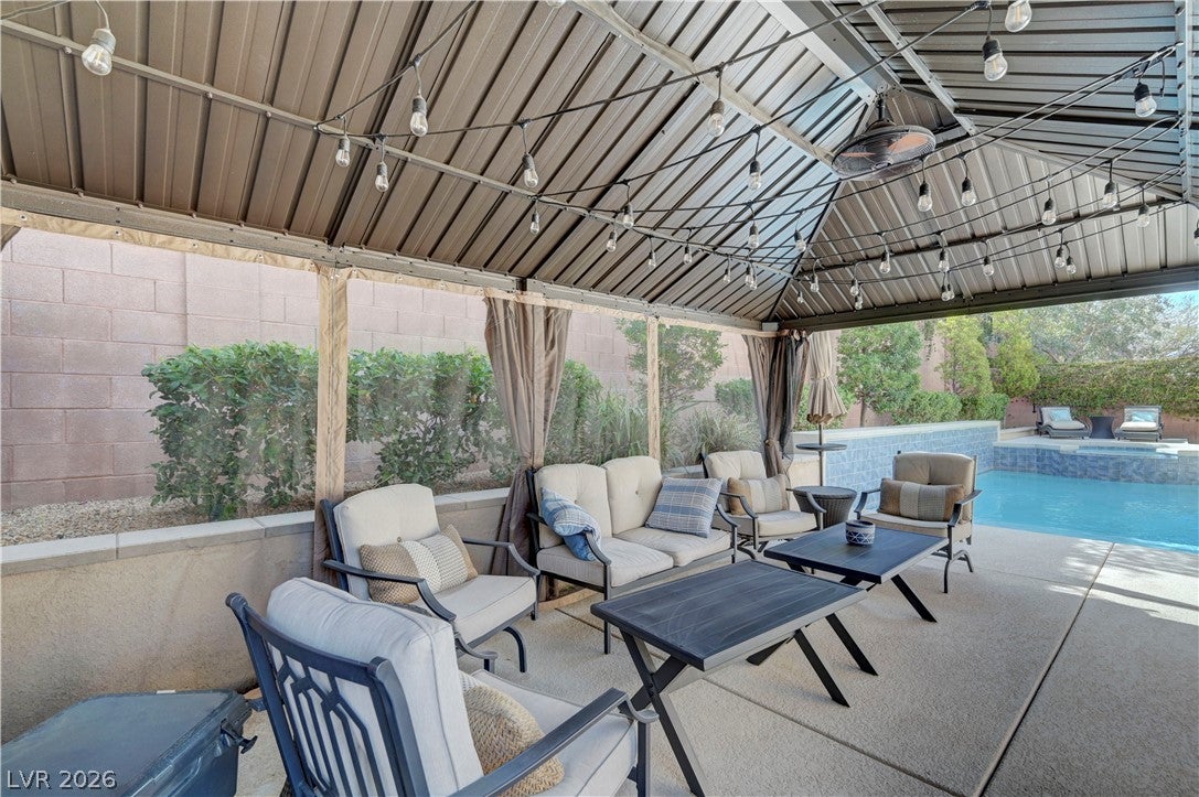 Henderson, Nevada, 89052, United States, 3 Bedrooms Bedrooms, ,3 BathroomsBathrooms,Residential,For Sale,2024085