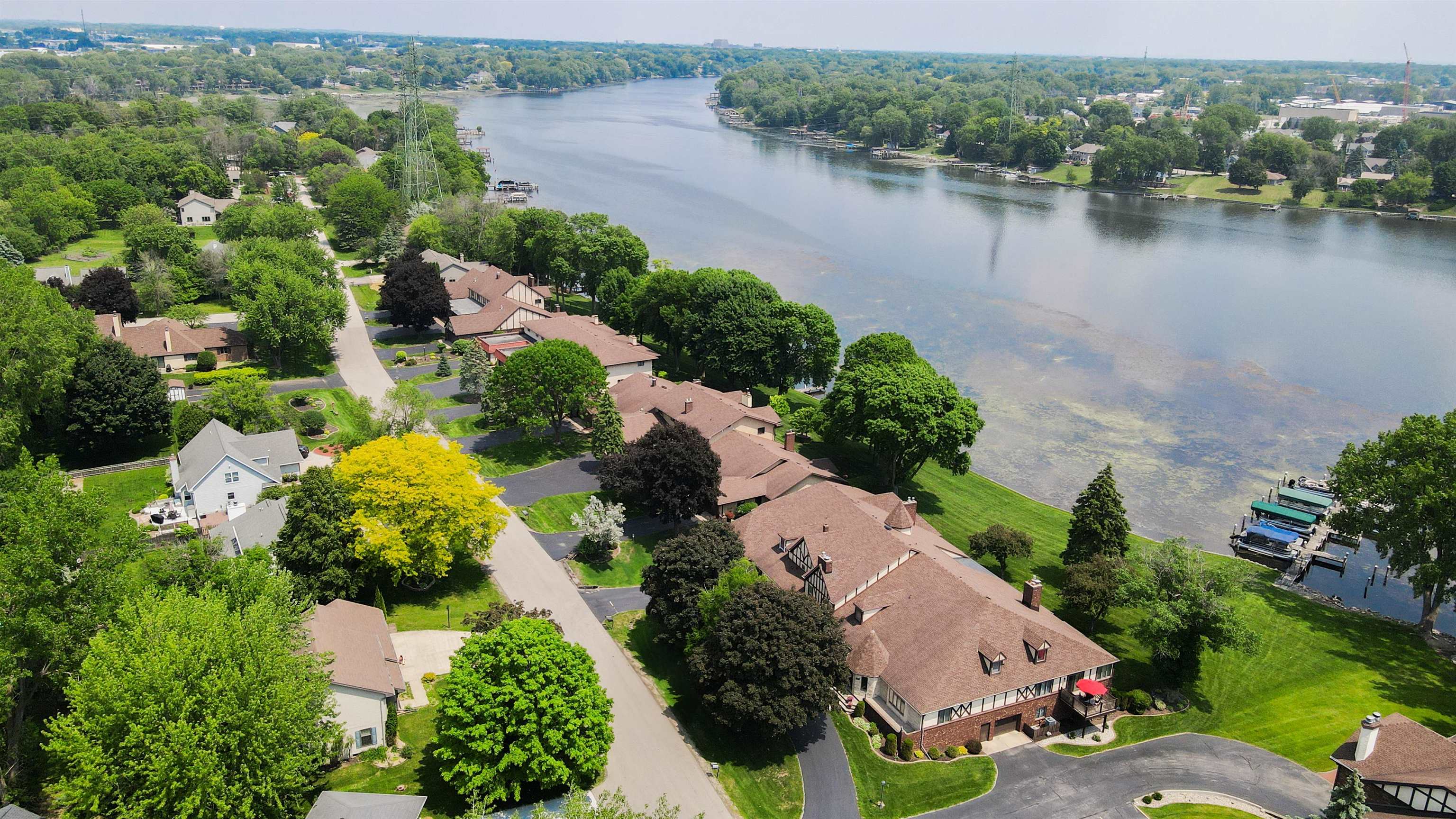 APPLETON, Wisconsin, 54914, United States, 3 Bedrooms Bedrooms, ,3 BathroomsBathrooms,Residential,For Sale,1911879
