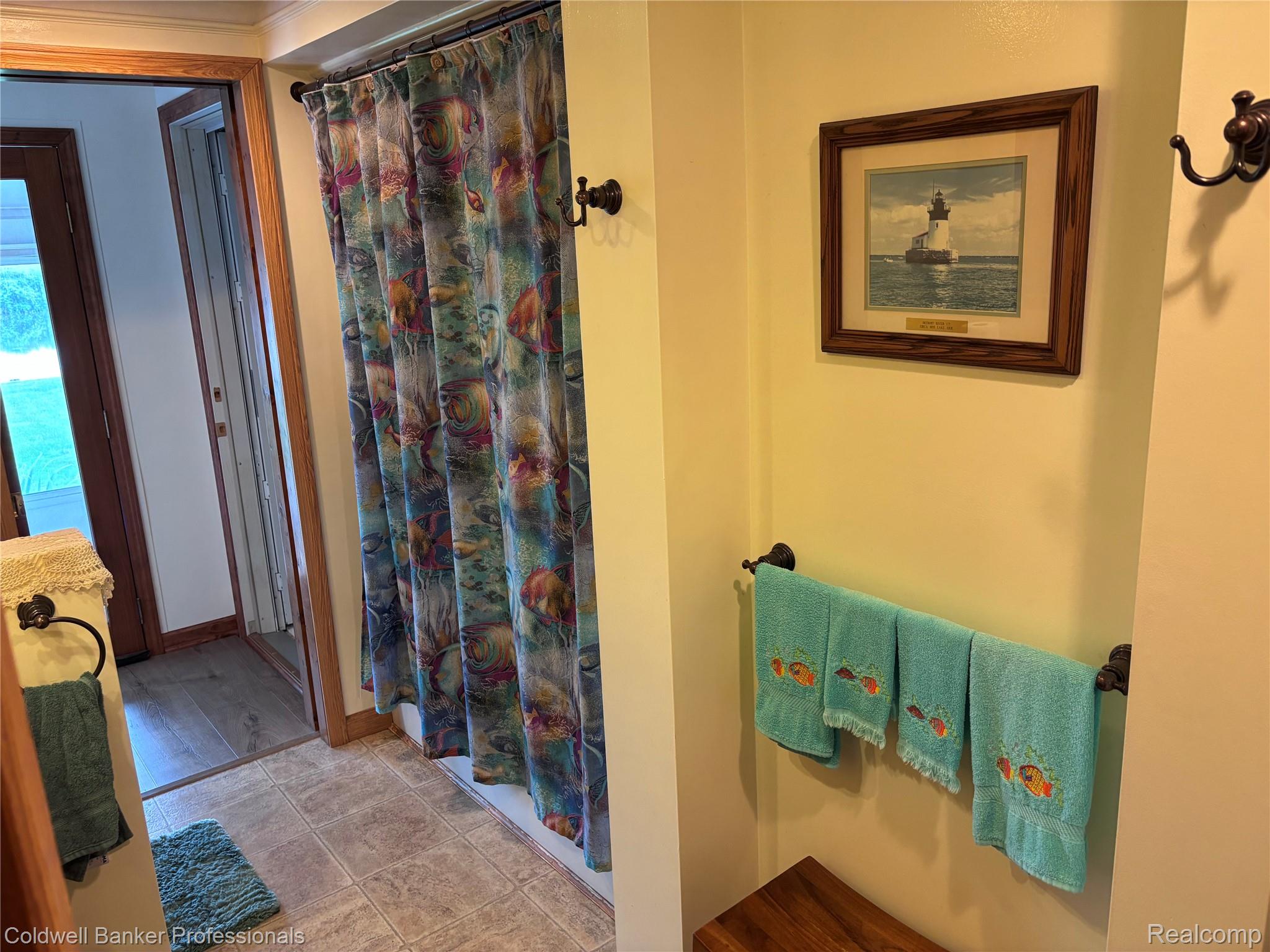 HarrisonTownship, Michigan, 48045, United States, 4 Bedrooms Bedrooms, ,3 BathroomsBathrooms,Residential,For Sale,1896563