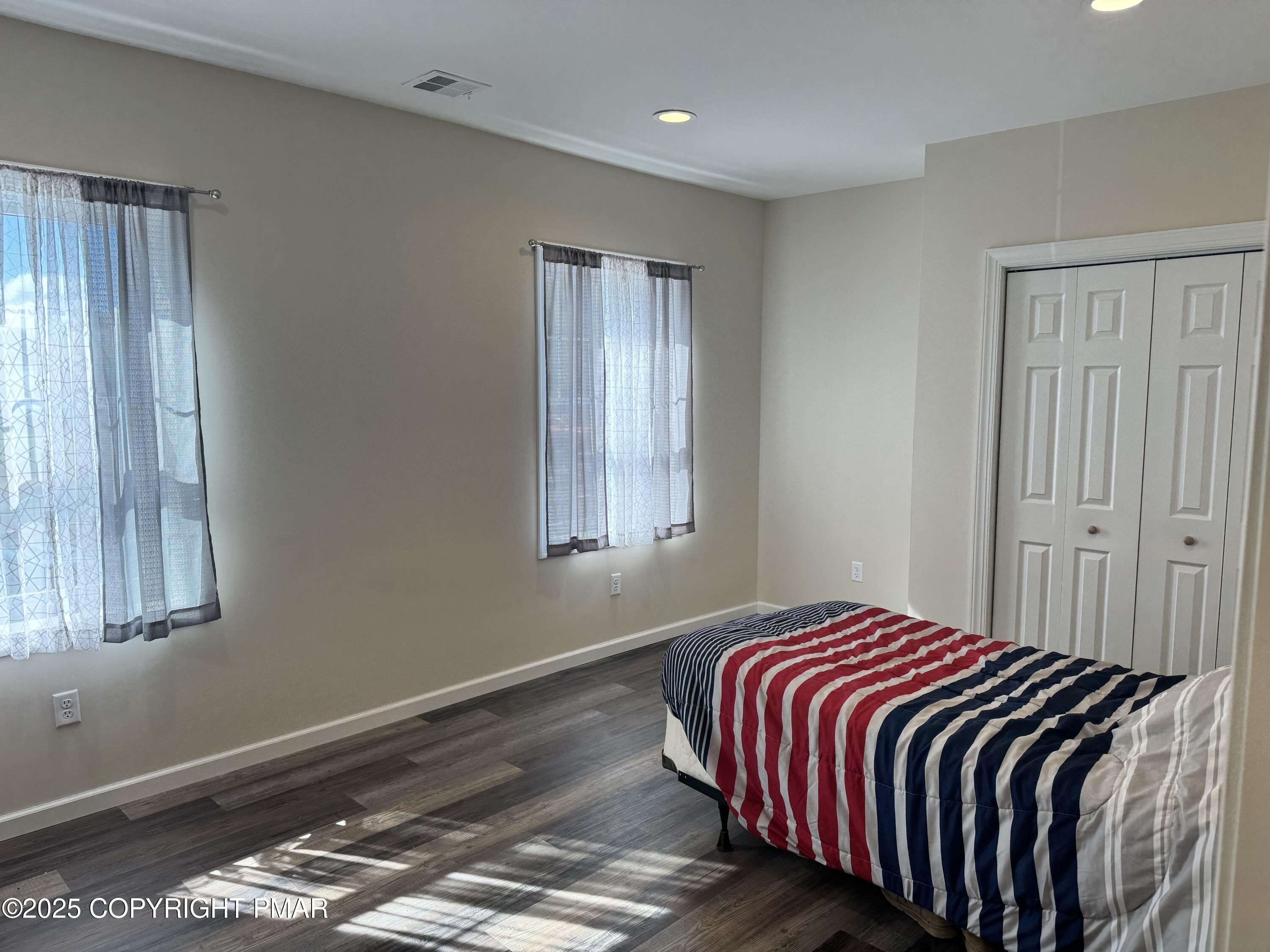 Blakeslee, Pennsylvania, 18610, United States, 5 Bedrooms Bedrooms, ,4 BathroomsBathrooms,Residential,For Sale,1937474