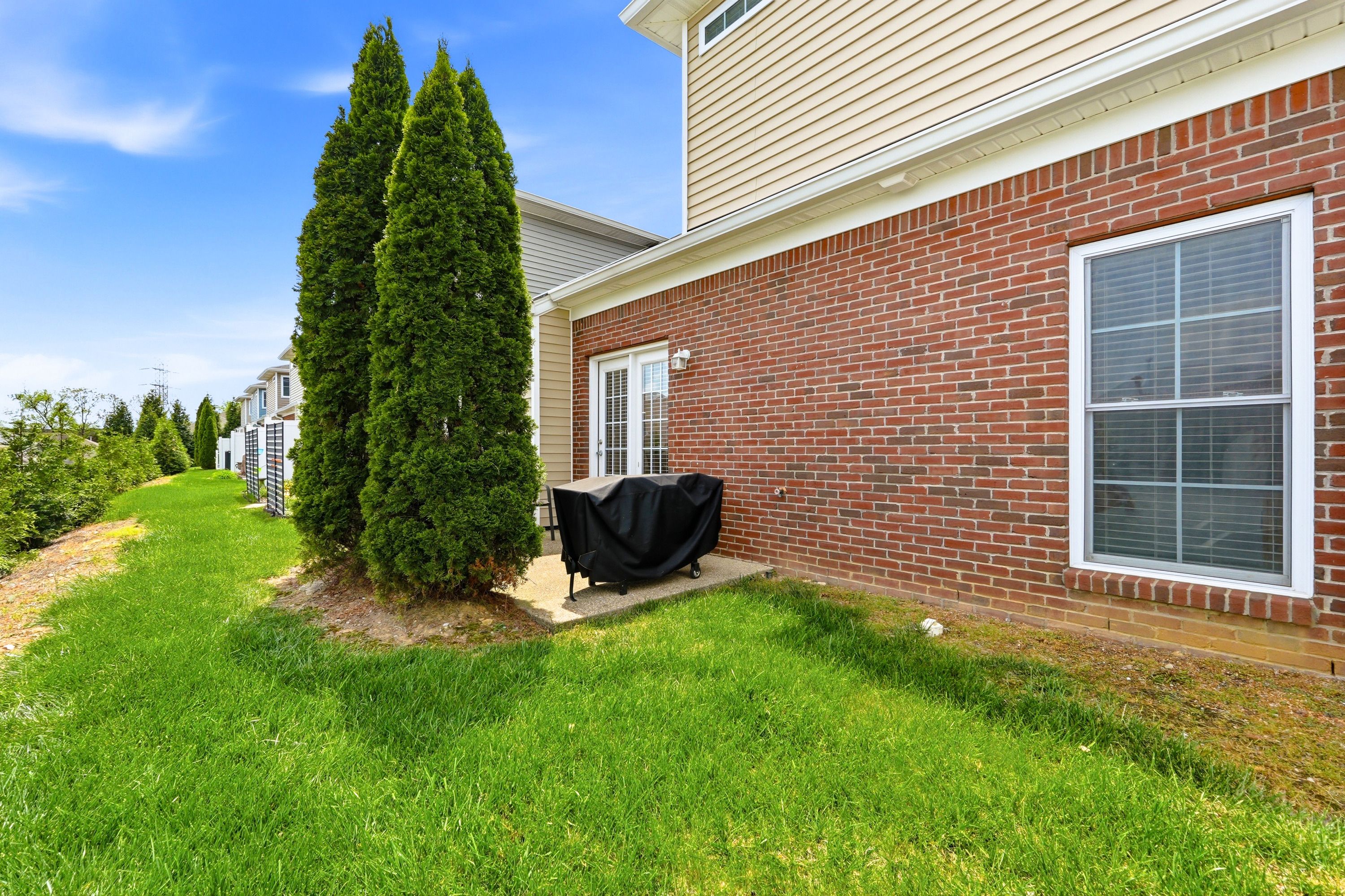  907 South English Station Road, Louisville, KY 40299 - 物件實景