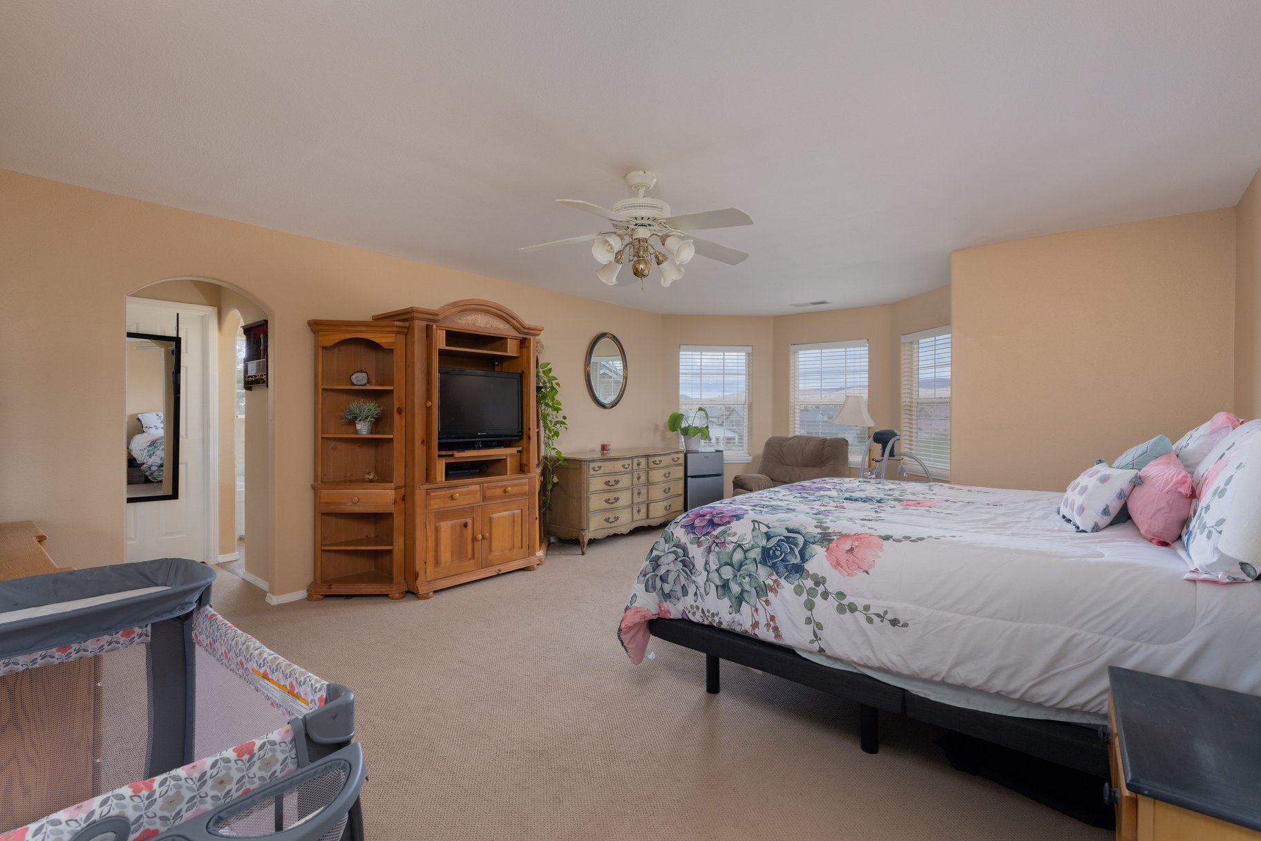  Private Fairway Retreat in Wingfield Springs - 物件實景