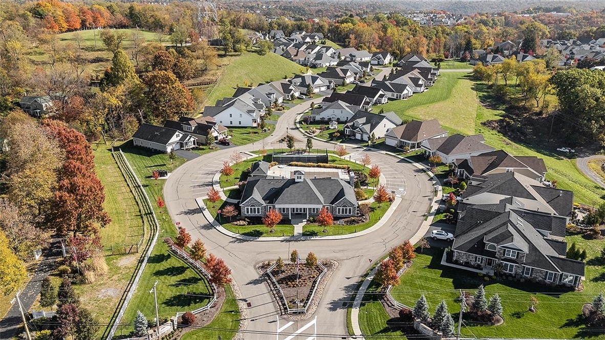 Ohio Twp, Pennsylvania, 15237, United States, 2 Bedrooms Bedrooms, ,3 BathroomsBathrooms,Residential,For Sale,1984724