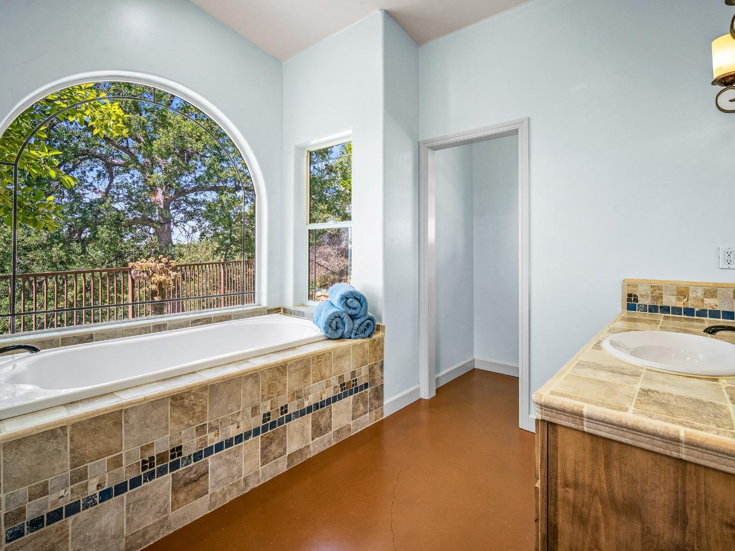 Placerville, California, 95667, United States, 3 Bedrooms Bedrooms, ,3 BathroomsBathrooms,Residential,For Sale,1979822