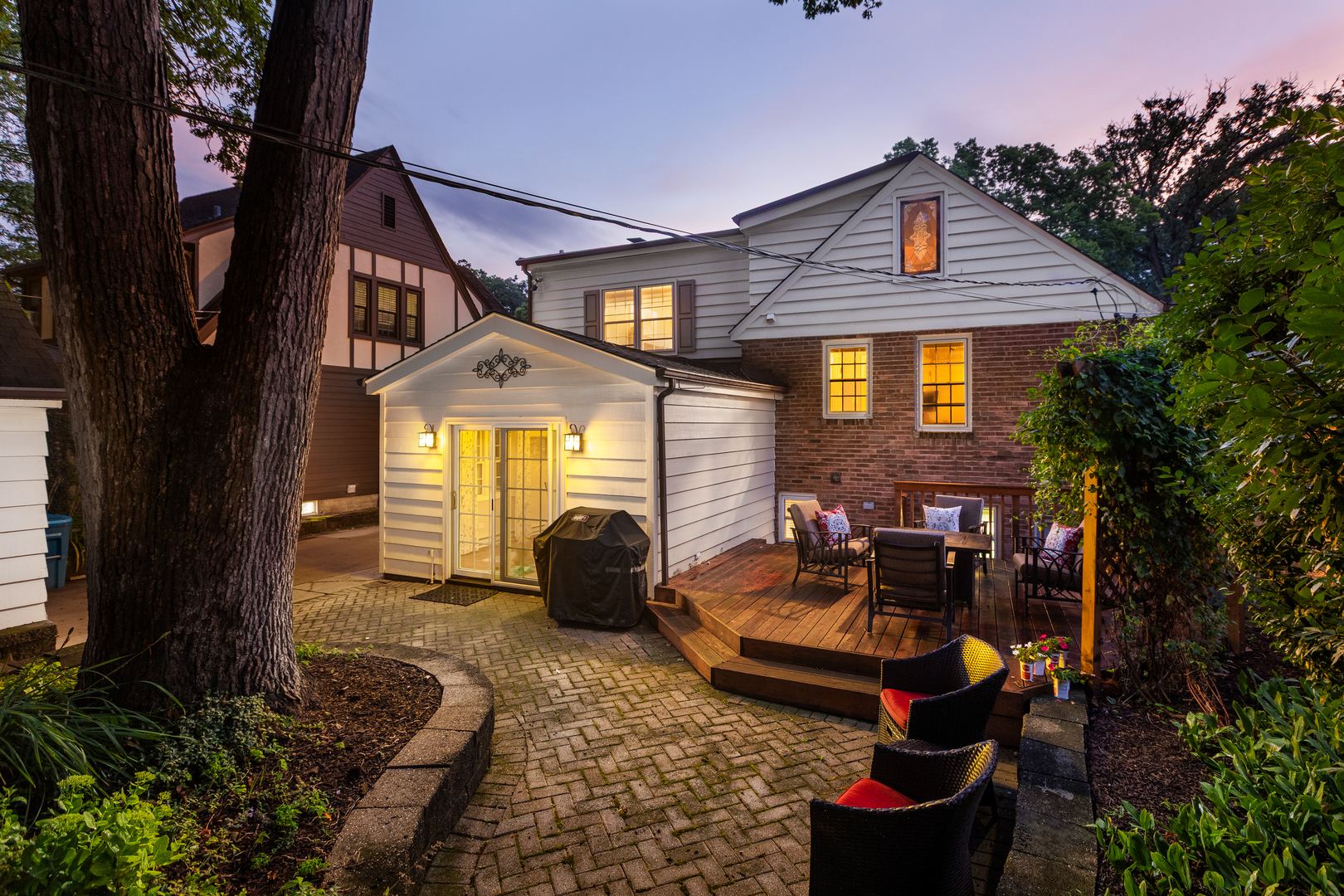 Downers Grove, Illinois, 60515, United States, 3 Bedrooms Bedrooms, ,3 BathroomsBathrooms,Residential,For Sale,1925036
