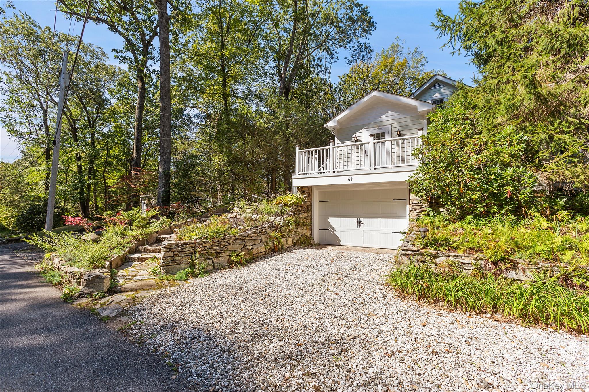 South Salem, New York, 10590, United States, 2 Bedrooms Bedrooms, ,2 BathroomsBathrooms,Residential,For Sale,1949809