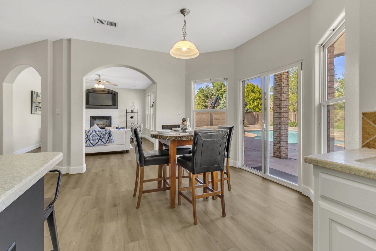 Albuquerque, New Mexico, 87122, United States, 4 Bedrooms Bedrooms, ,3 BathroomsBathrooms,Residential,For Sale,1932671