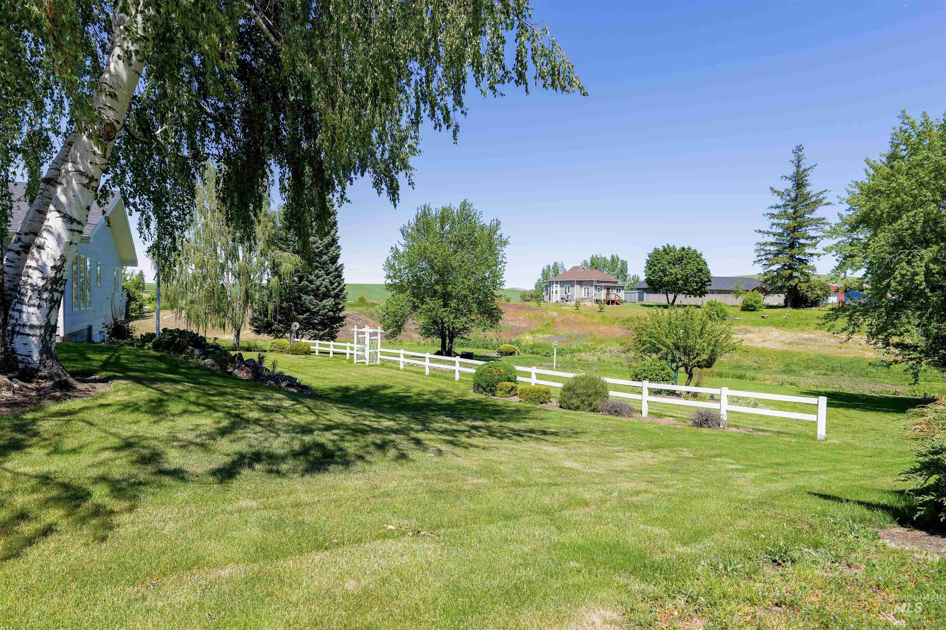 805 Broadway Street, Colton, Washington, 99113, United States, 3 Bedrooms Bedrooms, ,Residential,For Sale,805 Broadway Street,1653111