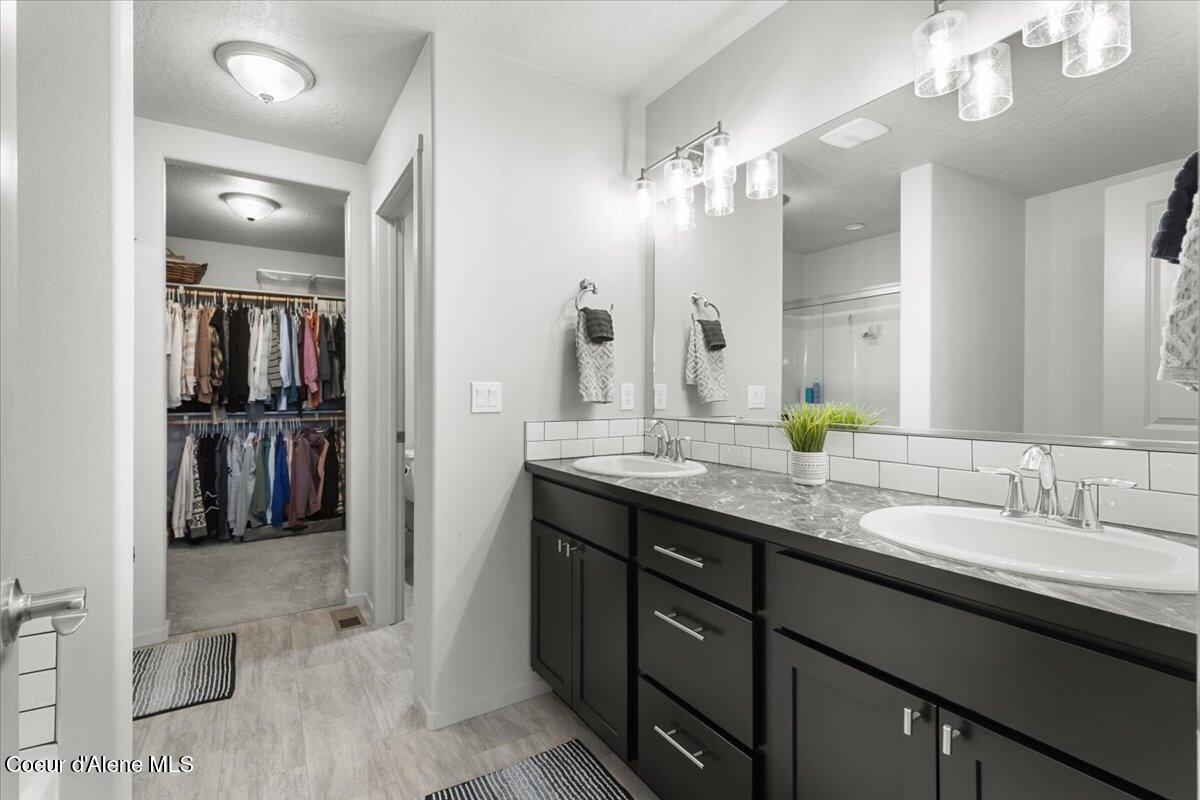 Post Falls, Idaho, 83854, United States, 3 Bedrooms Bedrooms, ,3 BathroomsBathrooms,Residential,For Sale,2009993