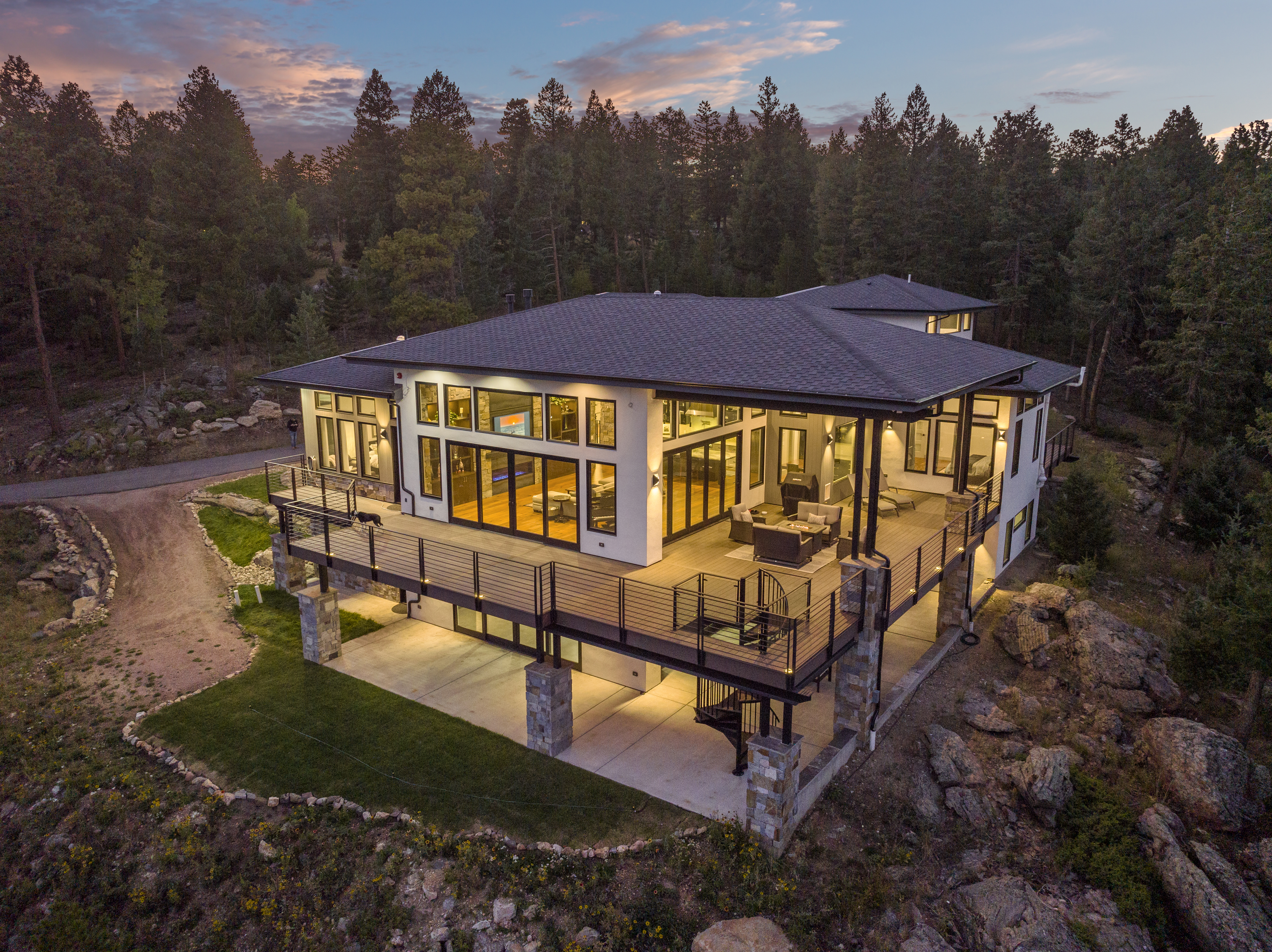  Mountain Modern Sanctuary - 物件實景