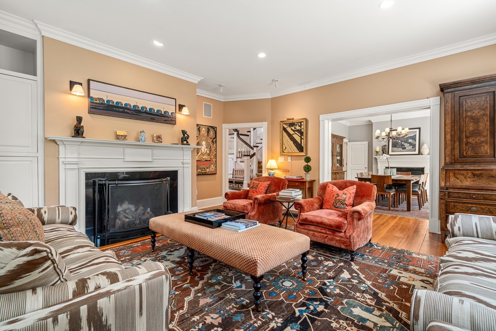 Cambridge, Massachusetts, 02138, United States, 6 Bedrooms Bedrooms, ,7 BathroomsBathrooms,Residential,For Sale,1949717