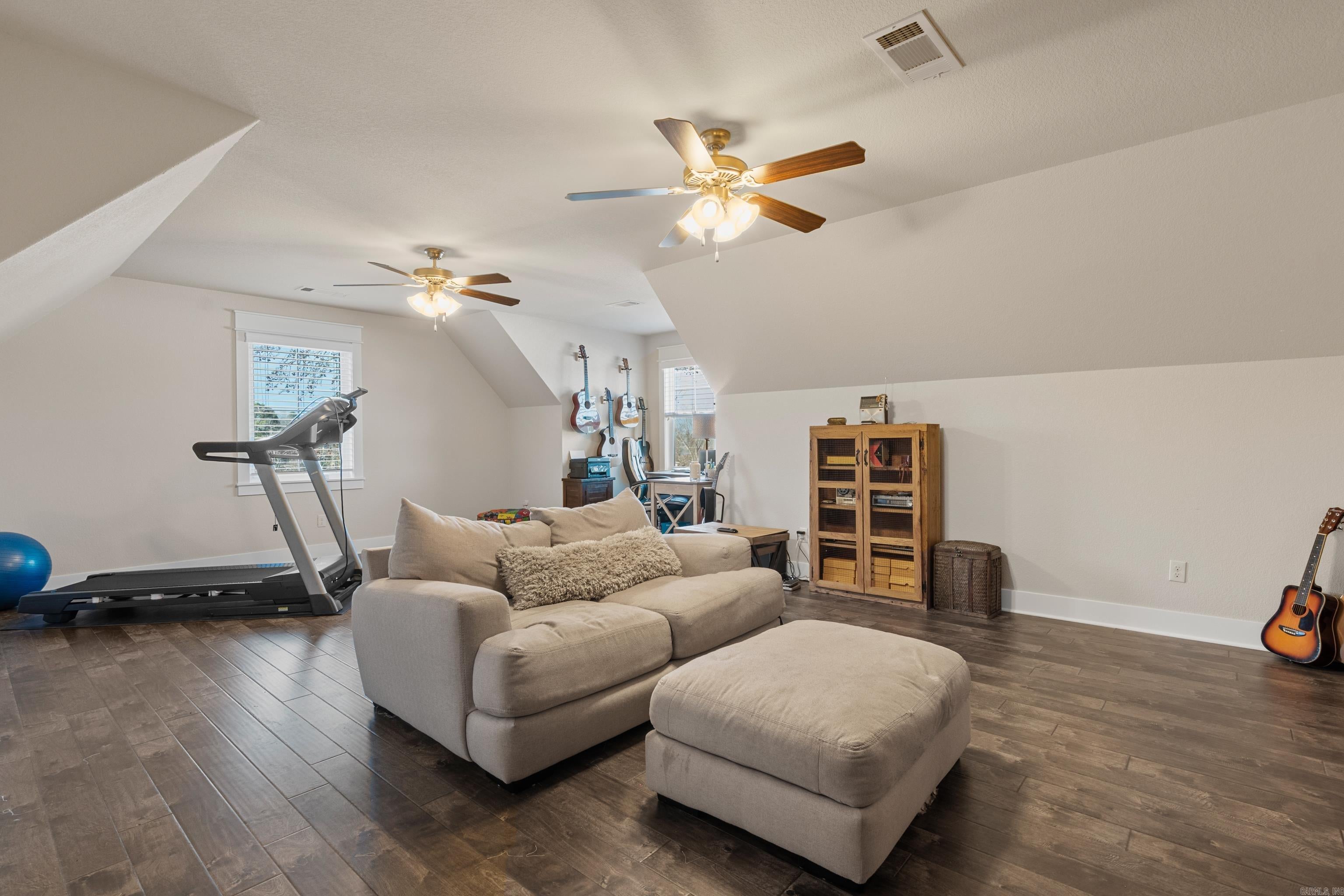 Hot Springs, Arkansas, 71913, United States, 4 Bedrooms Bedrooms, ,4 BathroomsBathrooms,Residential,For Sale,2019314