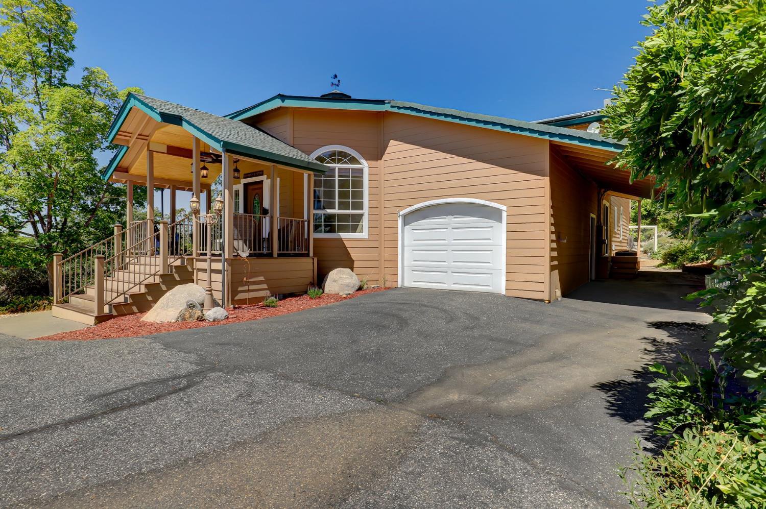 Grass Valley, California, 95945, United States, 3 Bedrooms Bedrooms, ,2 BathroomsBathrooms,Residential,For Sale,1917189