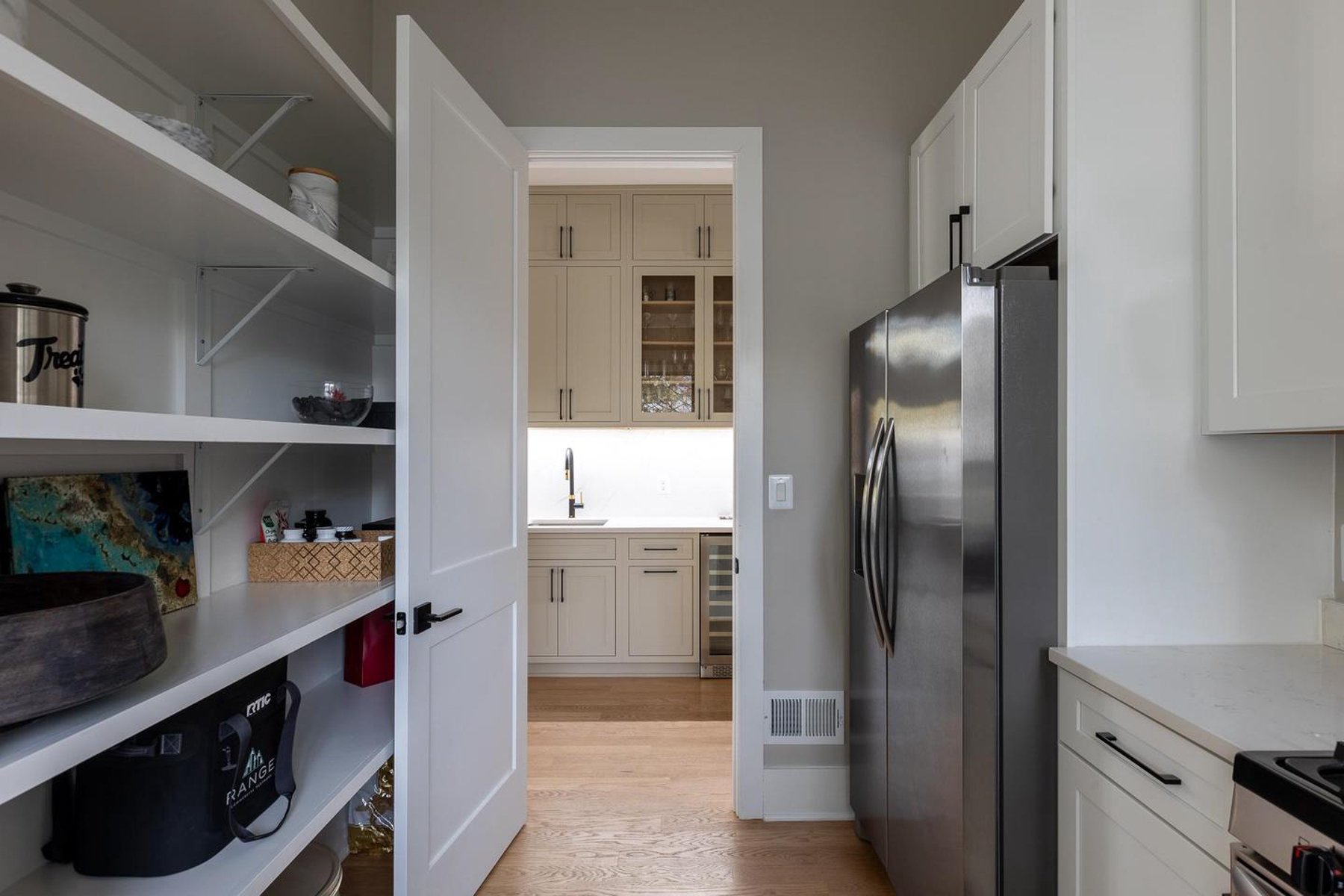  6884 Churchill Road, Mclean, VA, 22101 - 物件實景