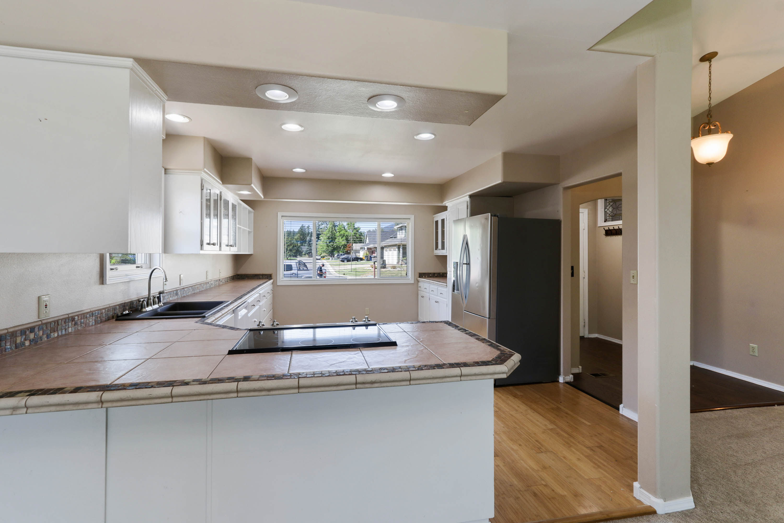 Sandpoint, Idaho, 83864, United States, 3 Bedrooms Bedrooms, ,2 BathroomsBathrooms,Residential,For Sale,2005363