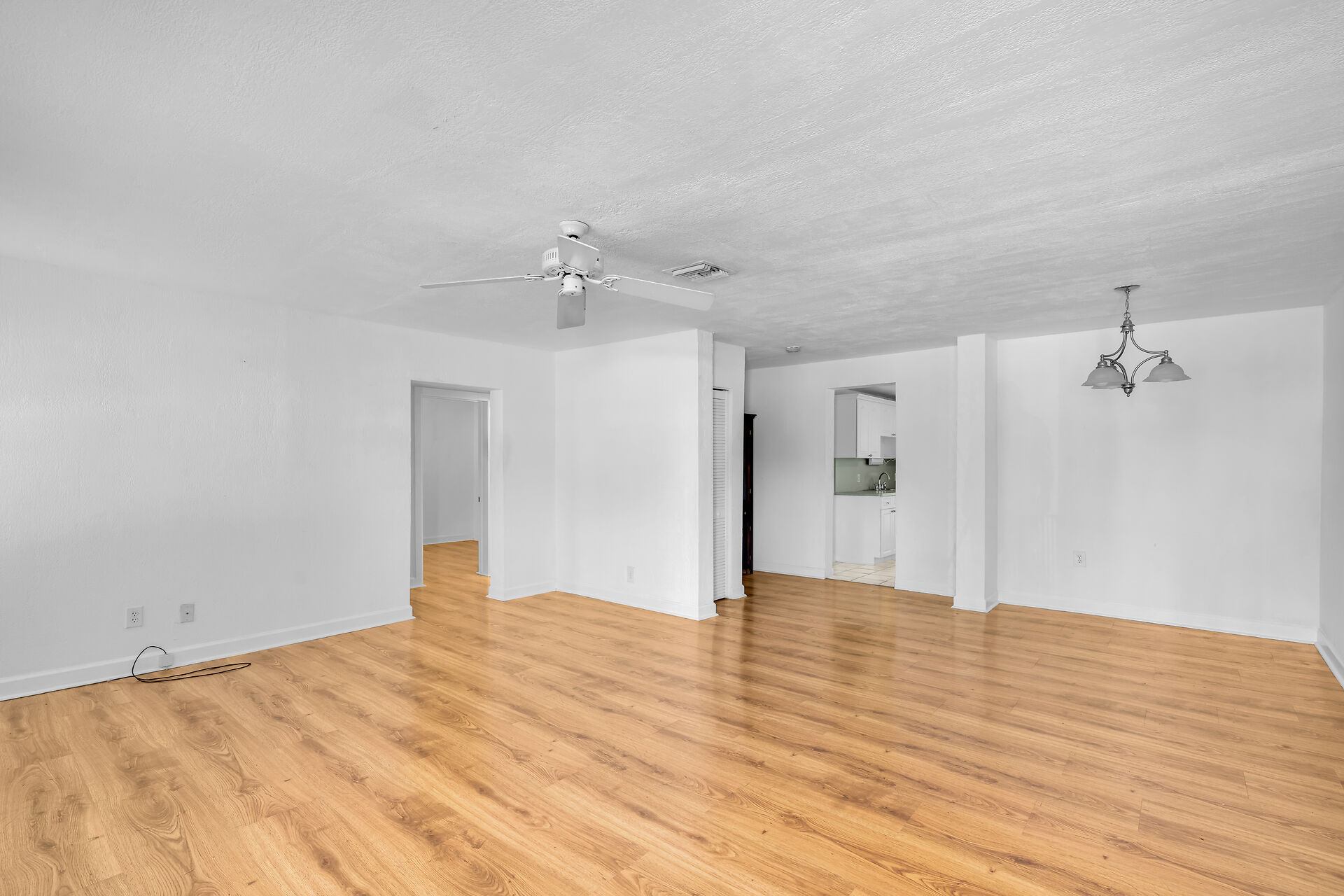  2804 Harris Ave - 物件實景