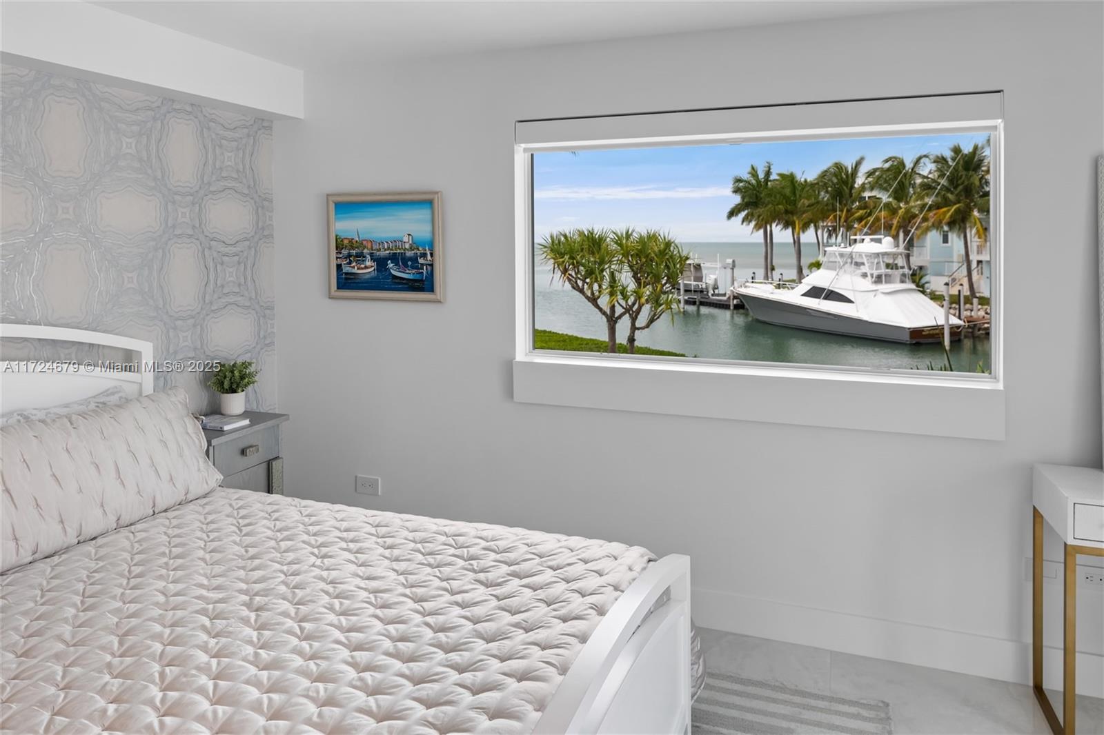 Islamorada, Florida, 33036, United States, 6 Bedrooms Bedrooms, ,4 BathroomsBathrooms,Residential,For Sale,1932543