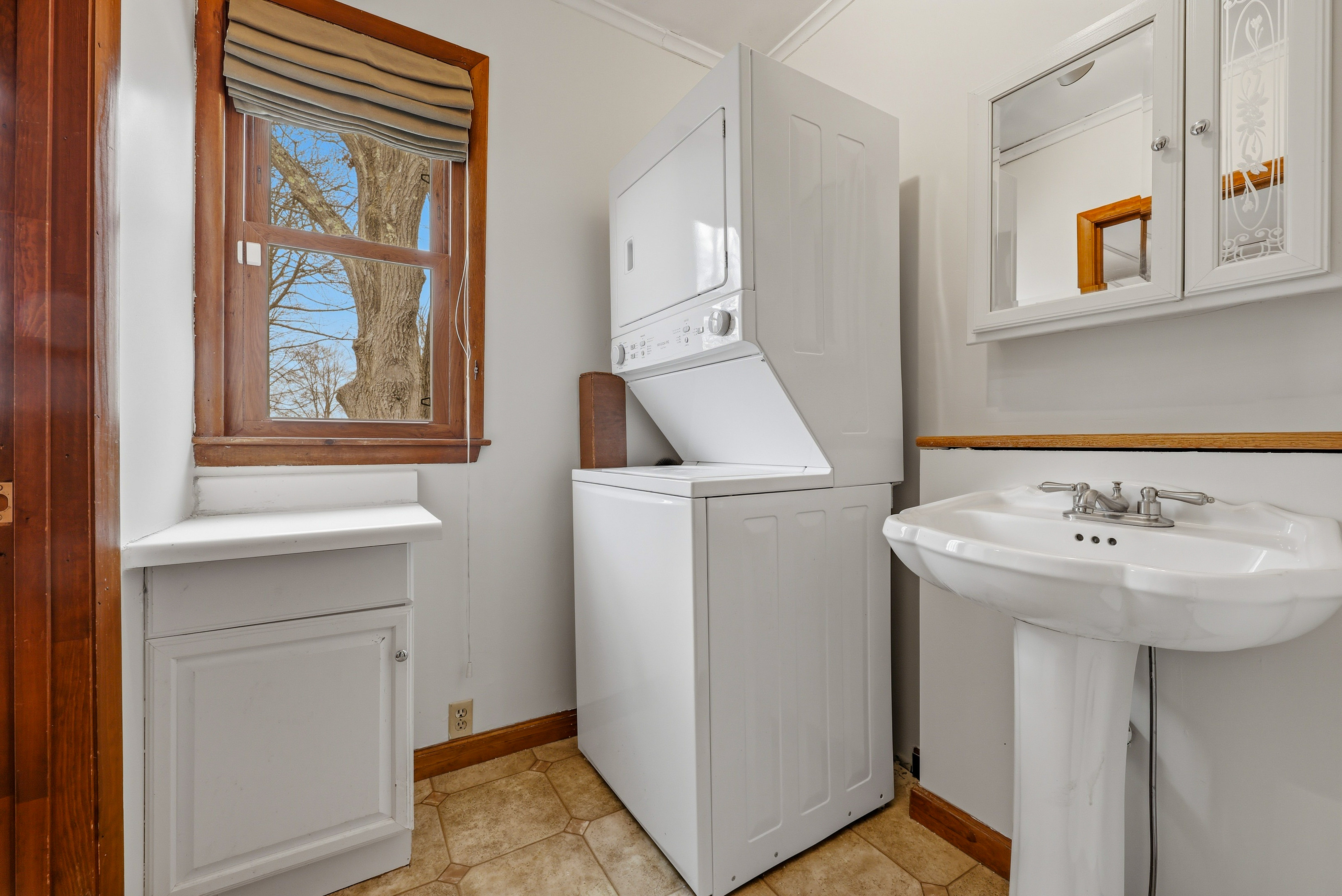  A Classic 1913 Colonial Set in the South Farms Area - 物件實景