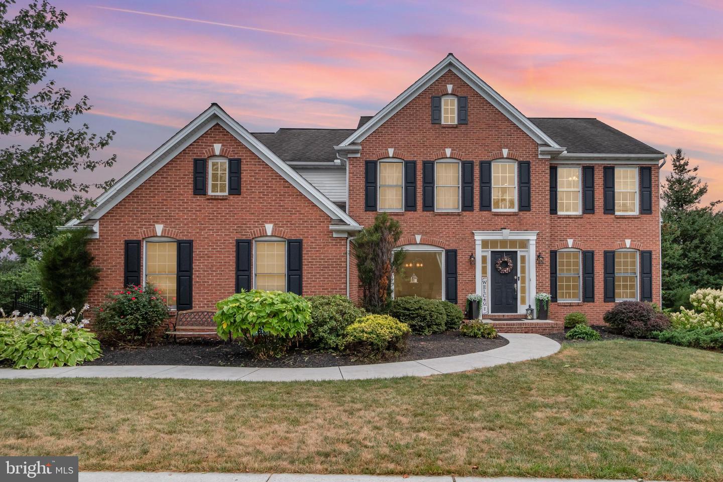 Mechanicsburg, Pennsylvania, 17050, United States, 5 Bedrooms Bedrooms, ,4 BathroomsBathrooms,Residential,For Sale,1926298