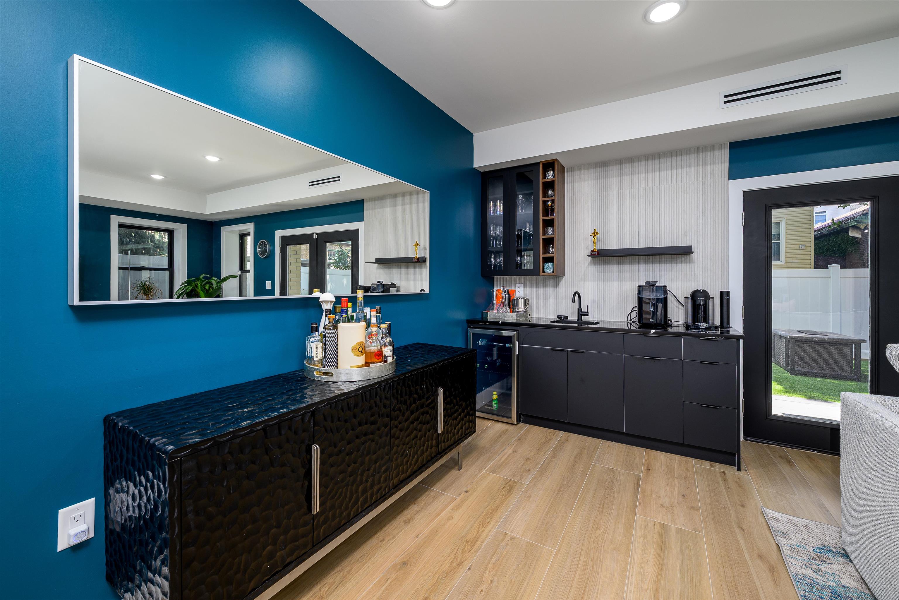 Jersey City, New Jersey, 07307, United States, 3 Bedrooms Bedrooms, ,3 BathroomsBathrooms,Residential,For Sale,1901105