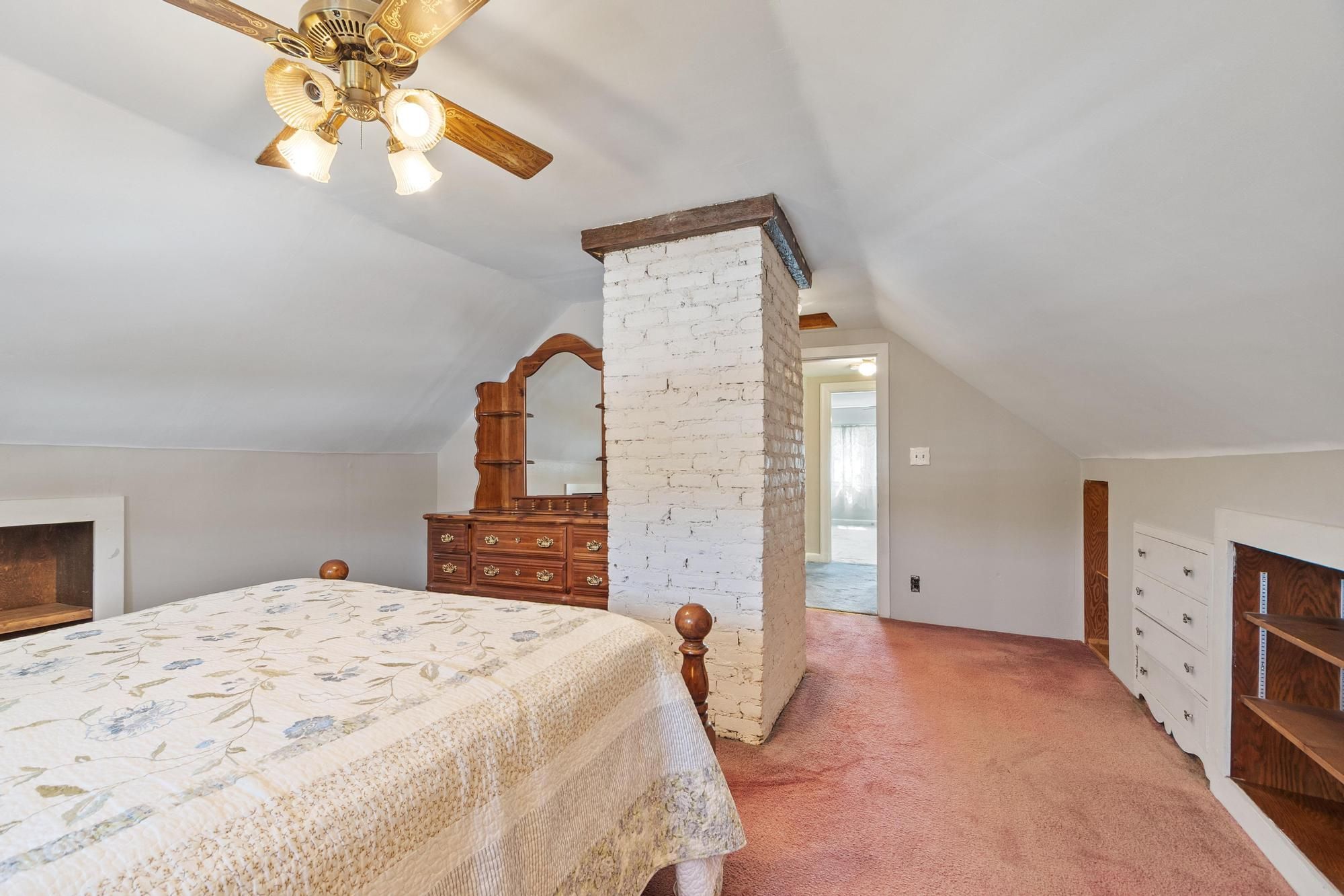  9 Oaklandvale Ave, Saugus, MA, 01906 - 物件實景