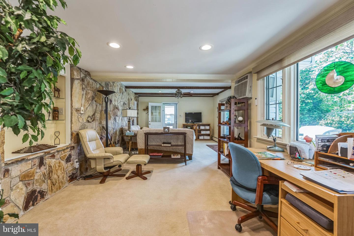 Drexel Hill, Pennsylvania, 19026, United States, 5 Bedrooms Bedrooms, ,6 BathroomsBathrooms,Residential,For Sale,1934182