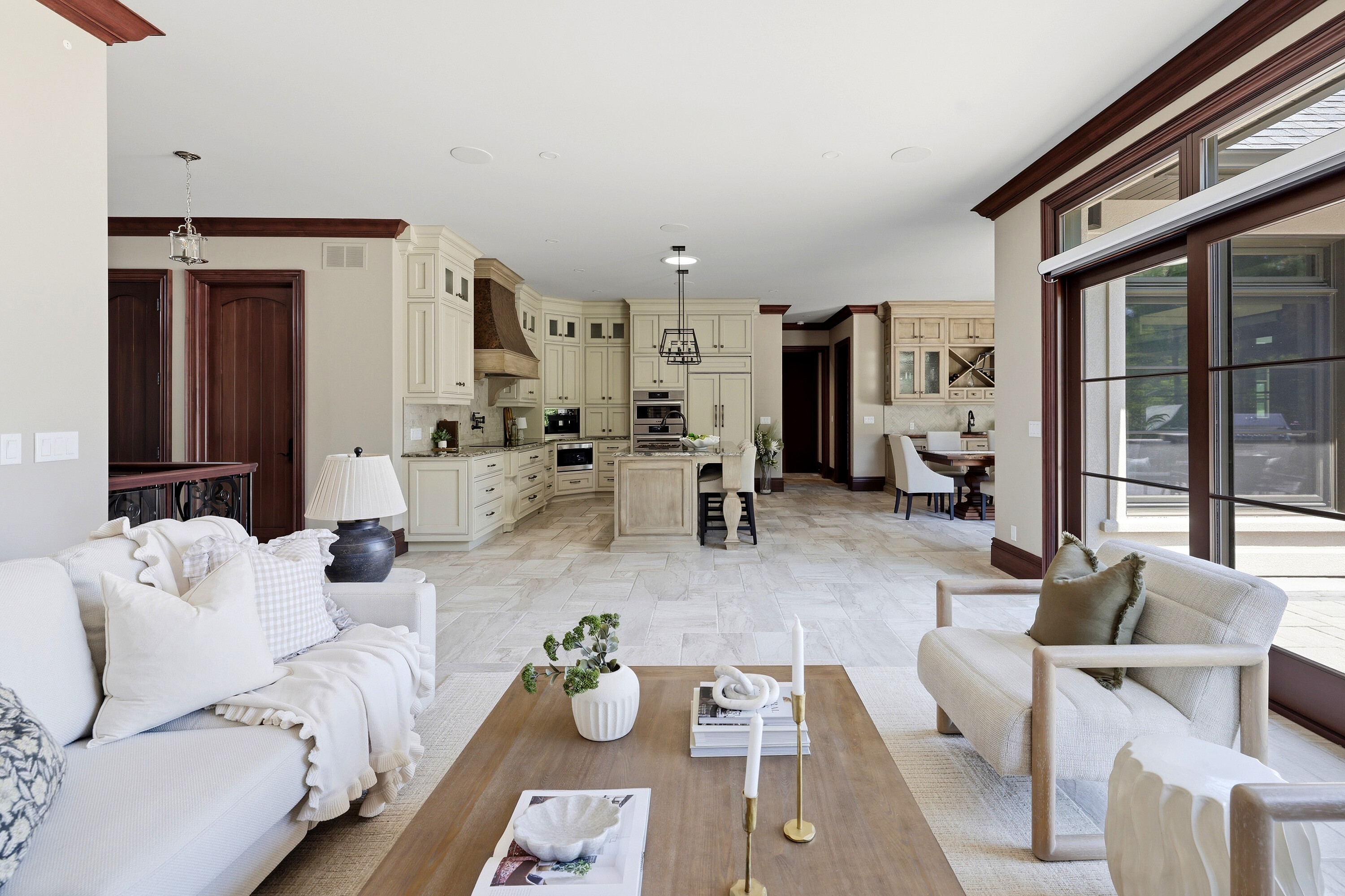  Custom Elegance Home - 物件實景