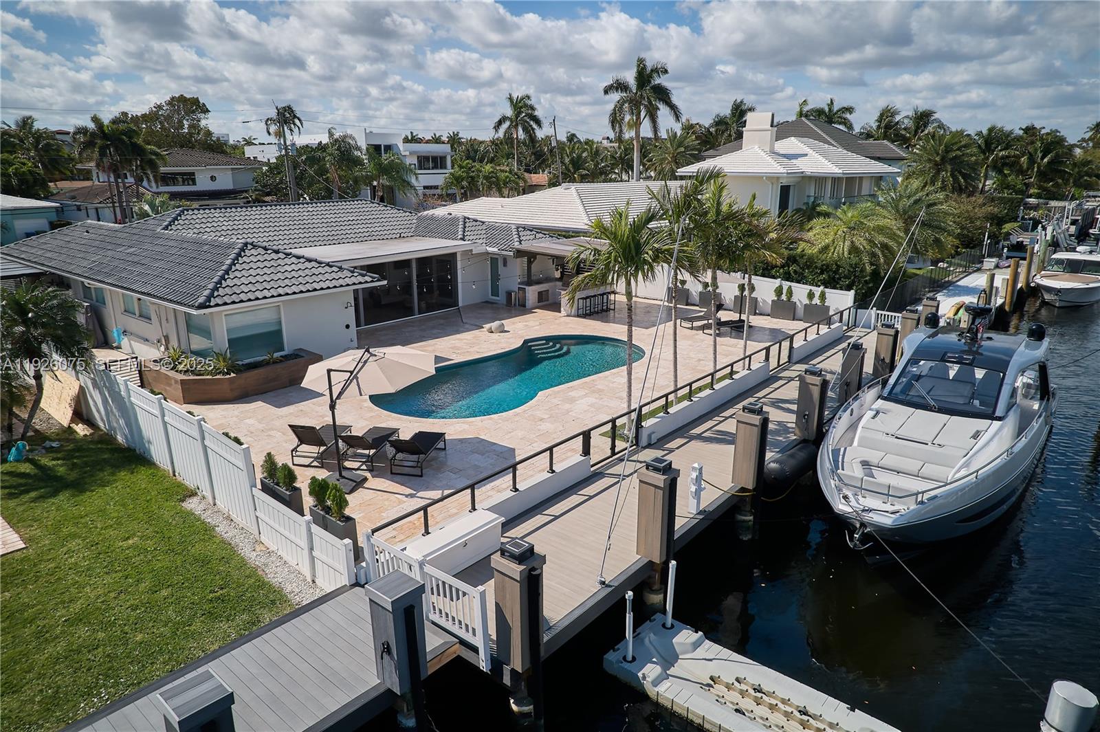 Fort Lauderdale, Florida, 33316, United States, 3 Bedrooms Bedrooms, ,4 BathroomsBathrooms,Residential,For Sale,2002989