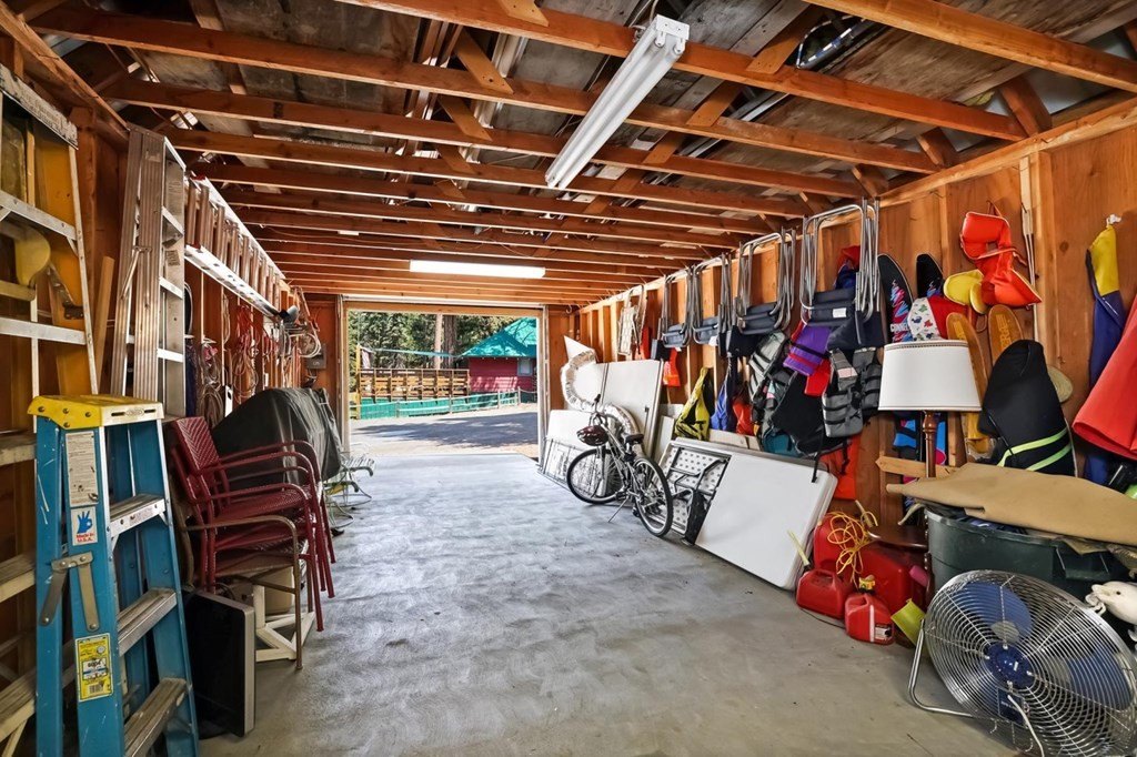 McCall, Idaho, 83638, United States, 4 Bedrooms Bedrooms, ,2 BathroomsBathrooms,Residential,For Sale,1825248