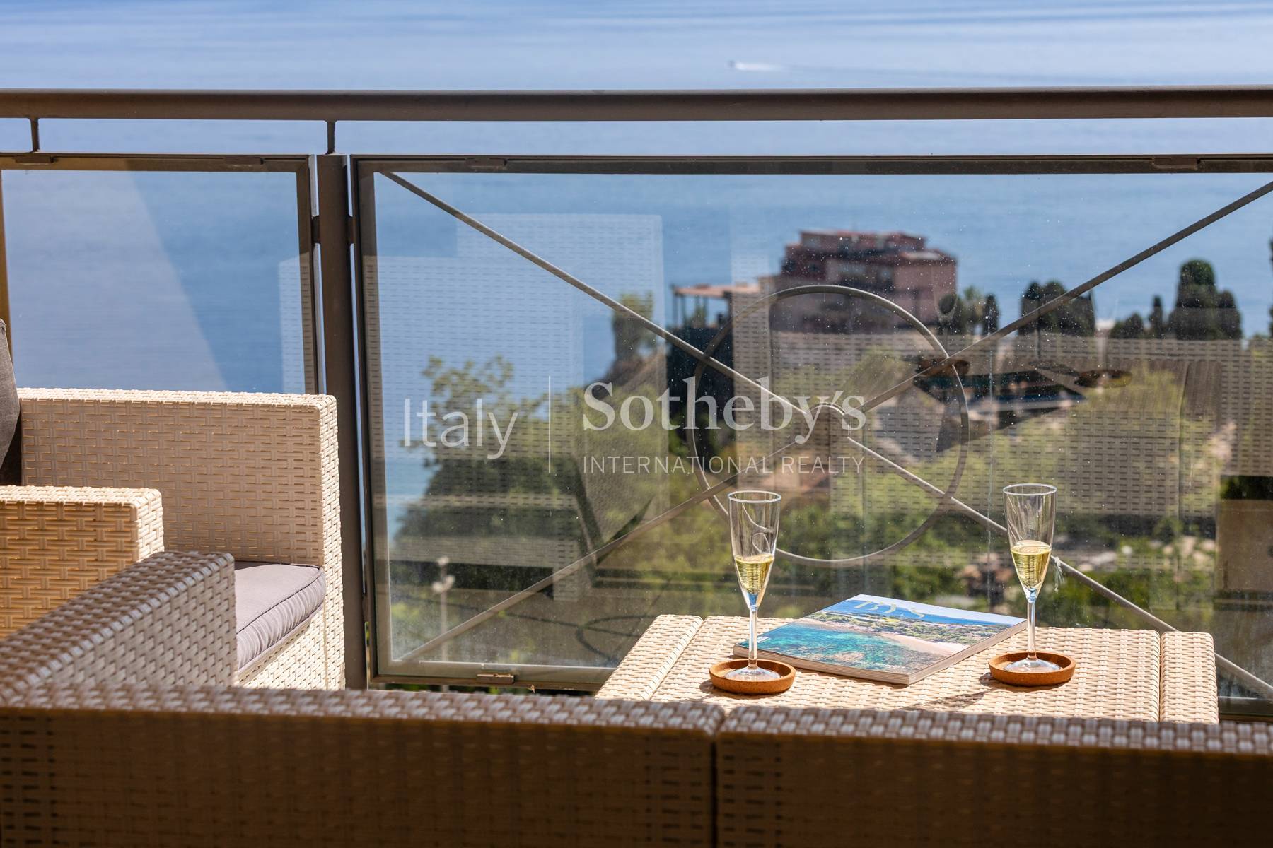  Apartment with sea view in an exclusive residence - 物件實景